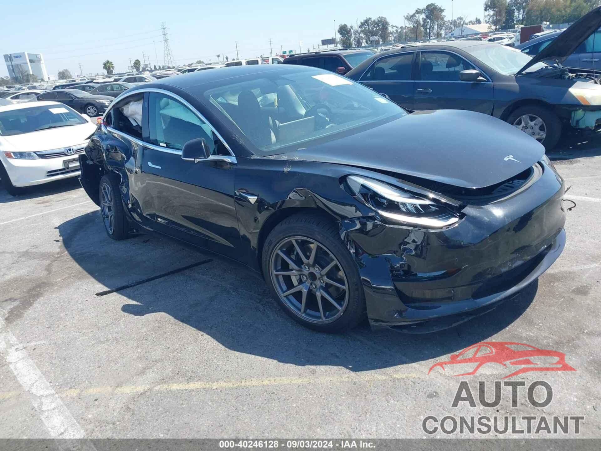 TESLA MODEL 3 2019 - 5YJ3E1EA1KF395767