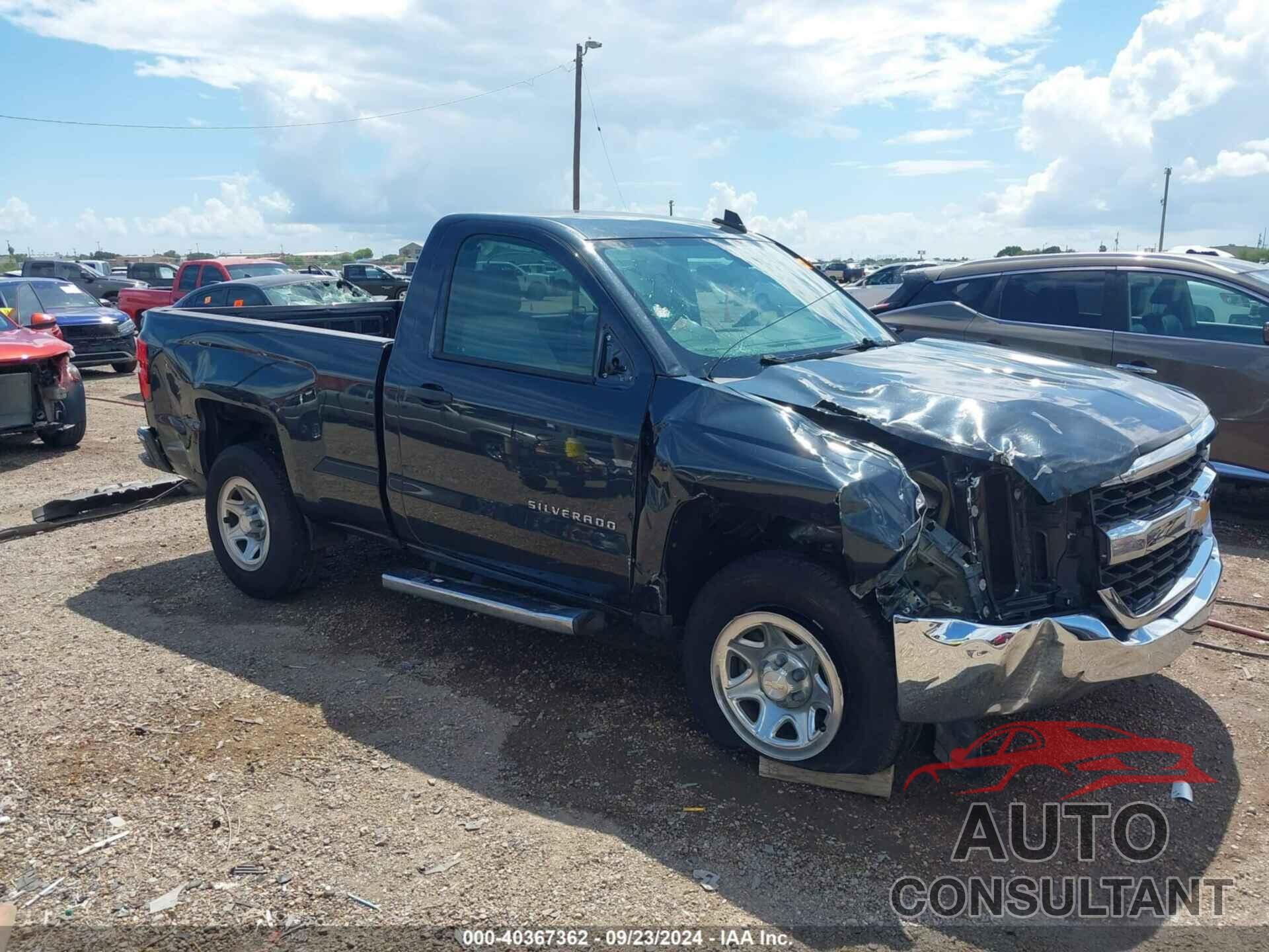 CHEVROLET SILVERADO 1500 2018 - 1GCNCNEH9JZ120725