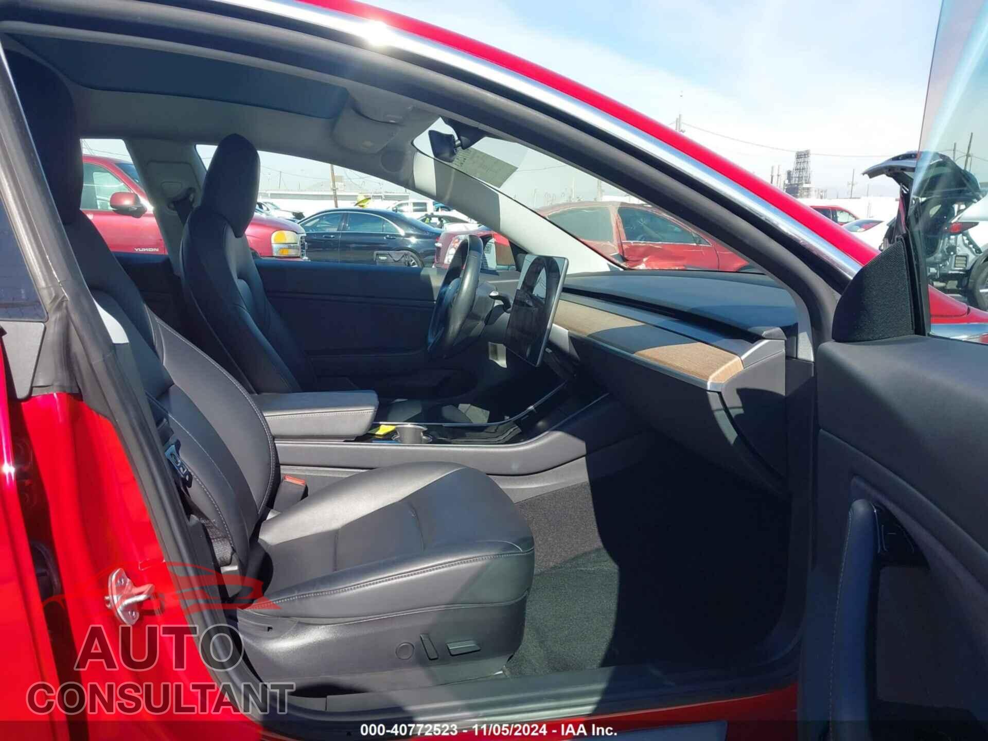 TESLA MODEL 3 2018 - 5YJ3E1EA9JF159737
