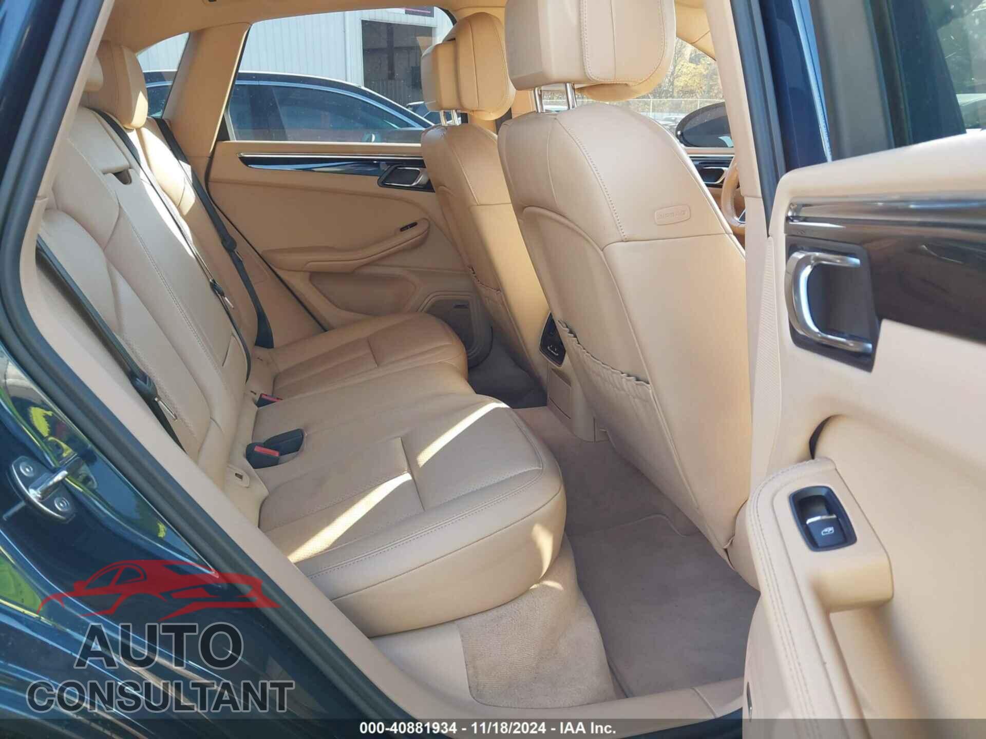 PORSCHE MACAN 2016 - WP1AB2A54GLB43660
