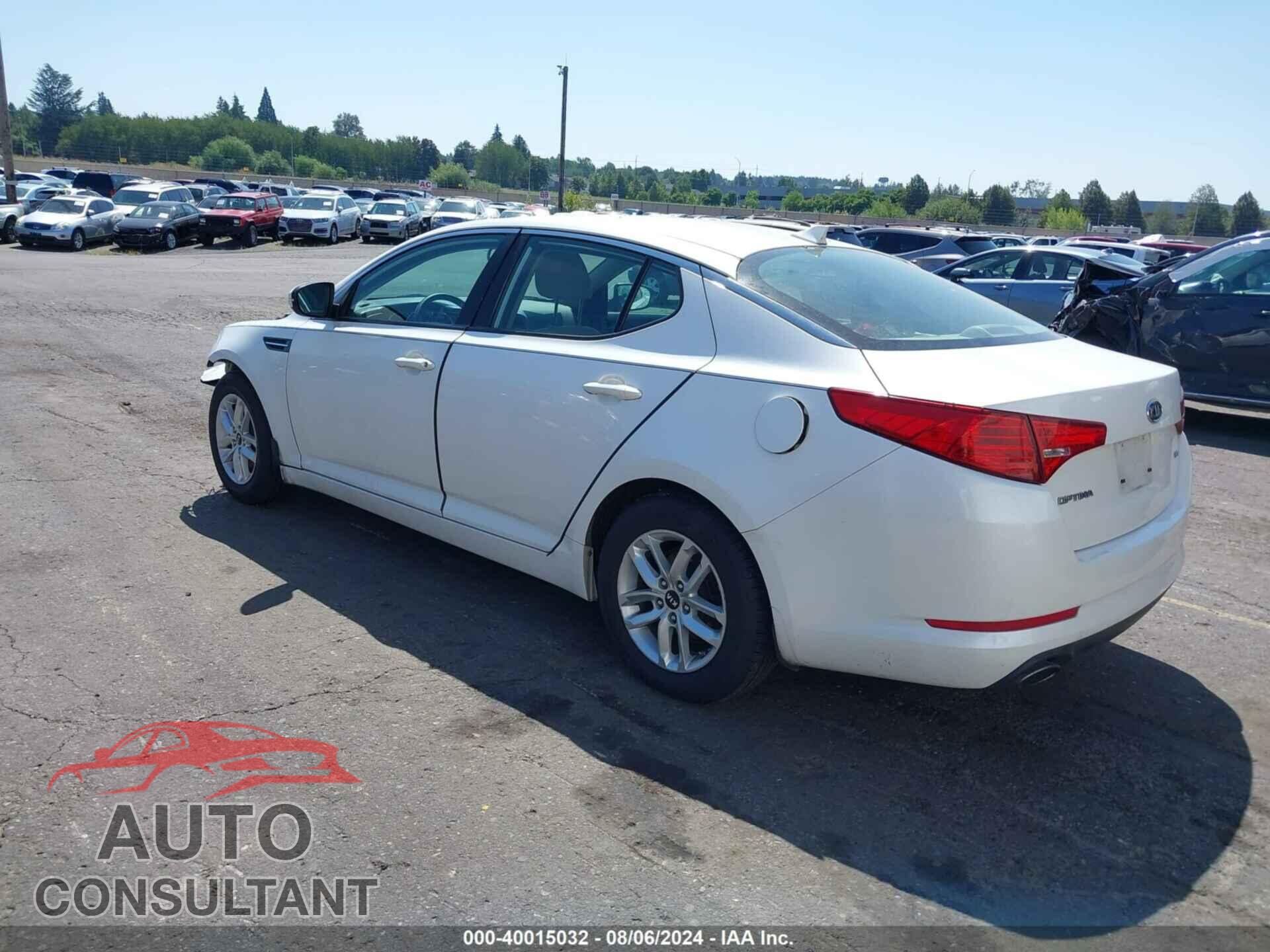KIA OPTIMA 2011 - KNAGM4A75B5134382