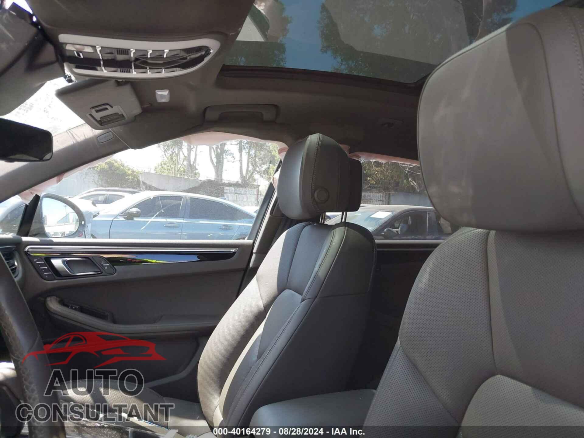 PORSCHE MACAN 2022 - WP1AA2A52NLB00192