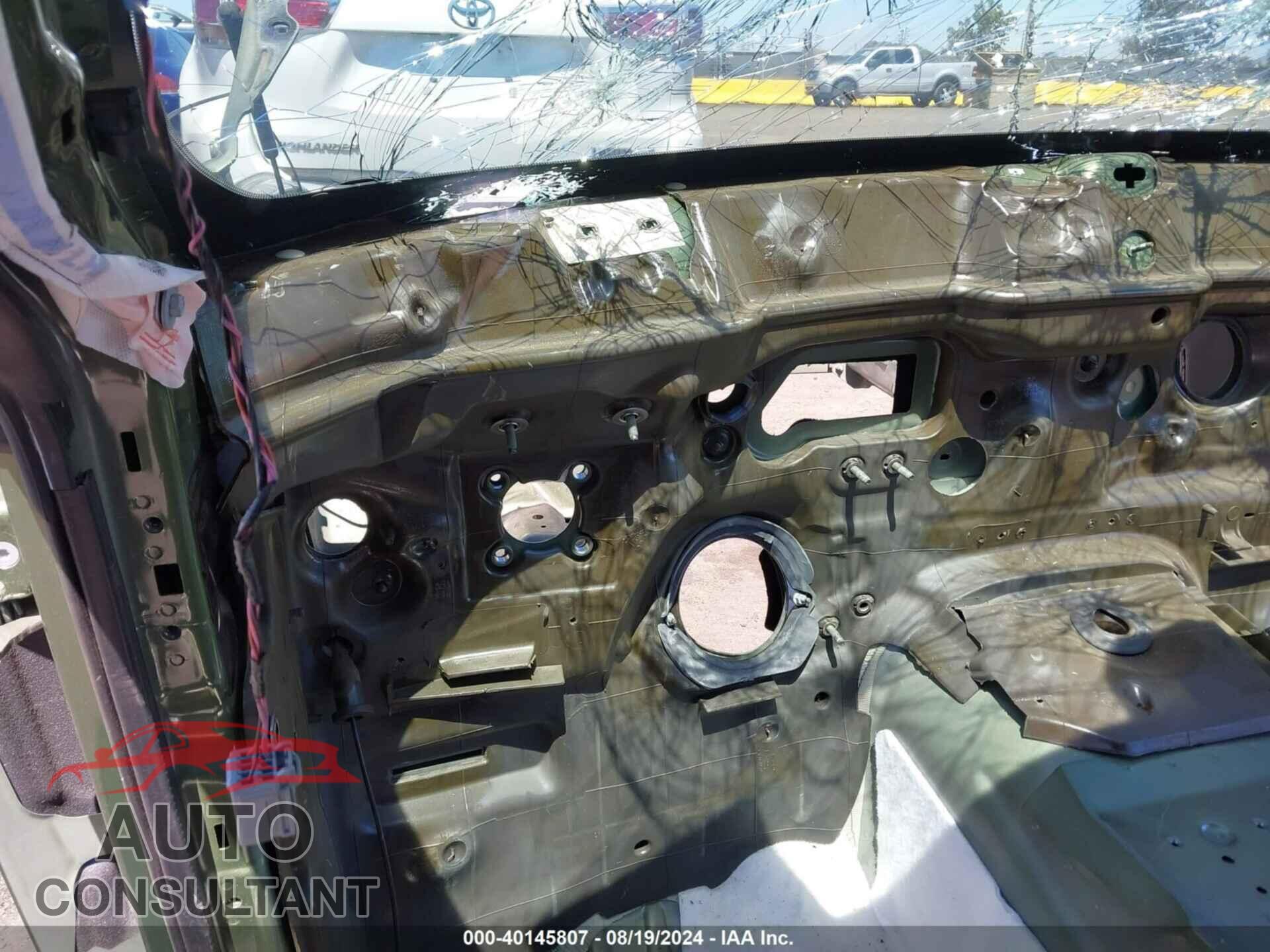 DODGE CHALLENGER 2018 - 2C3CDZC9XJH338958