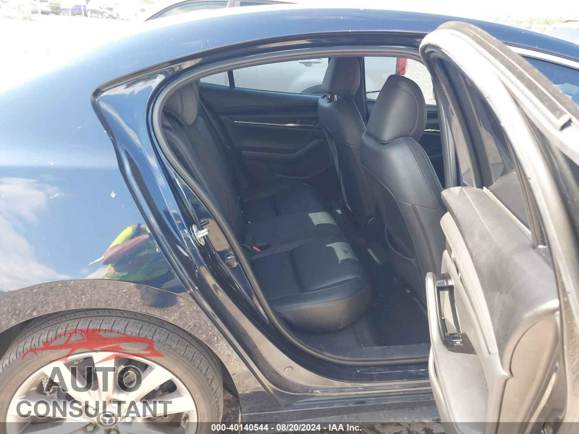 MAZDA MAZDA3 2019 - JM1BPACL6K1106532