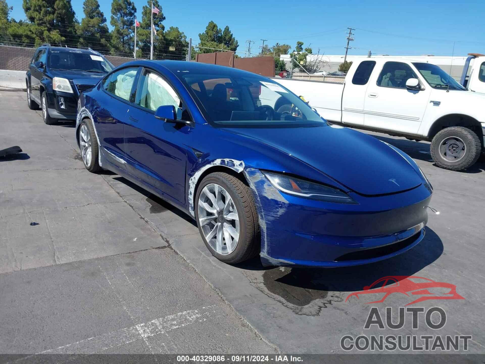 TESLA MODEL 3 2024 - 5YJ3E1EA3RF822893