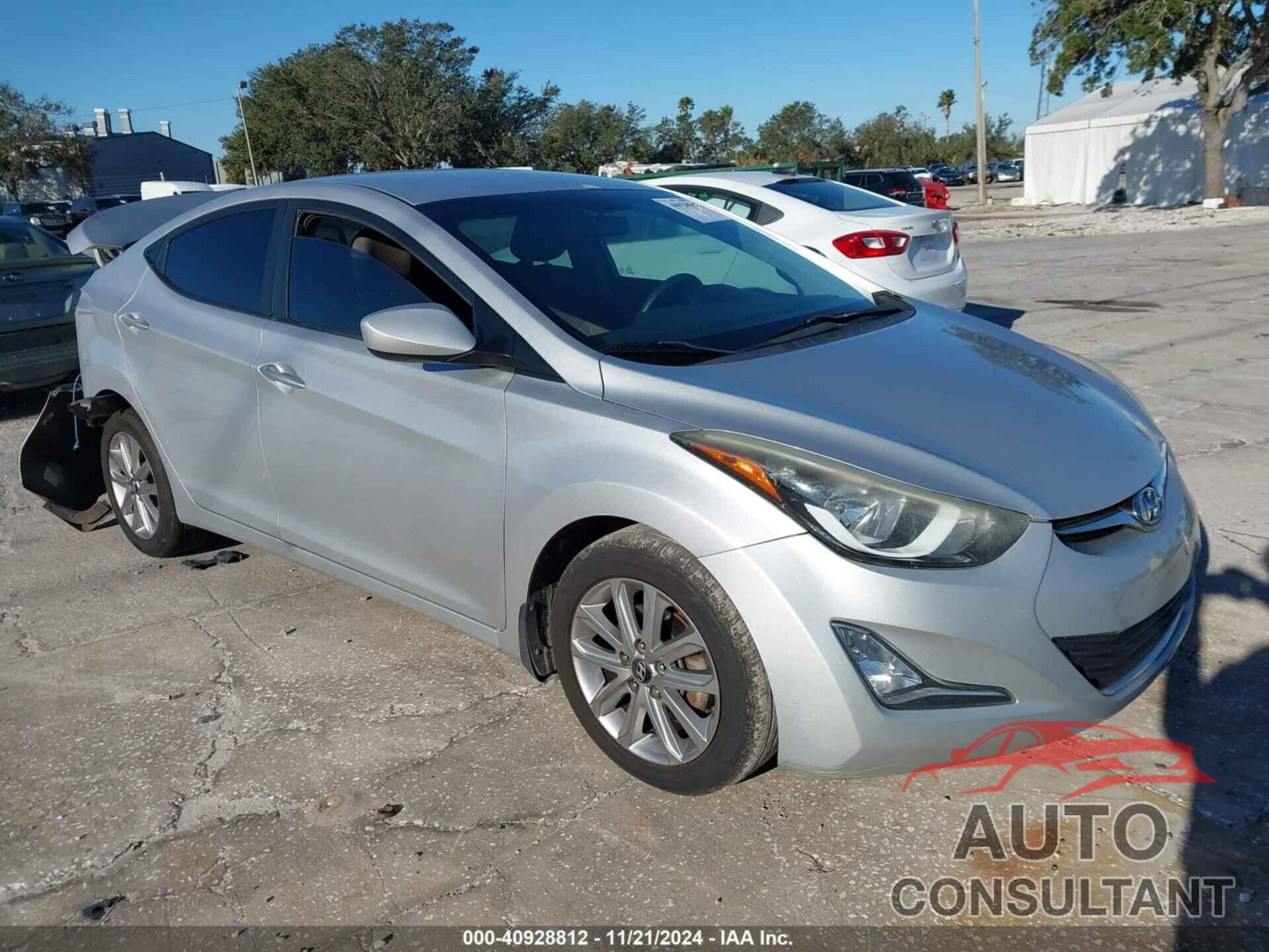 HYUNDAI ELANTRA 2015 - 5NPDH4AE8FH612387