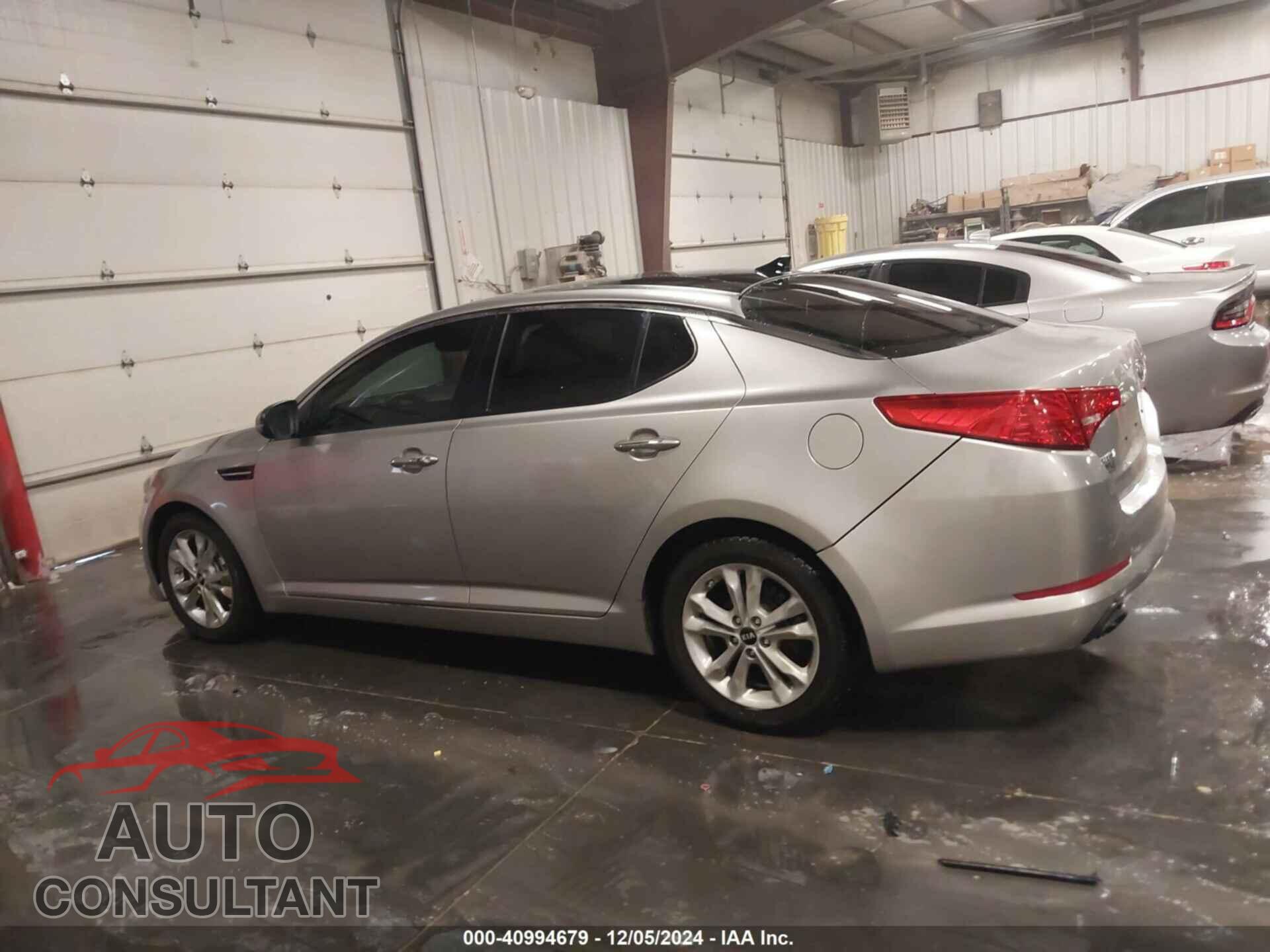KIA OPTIMA 2011 - KNAGN4A73B5190074