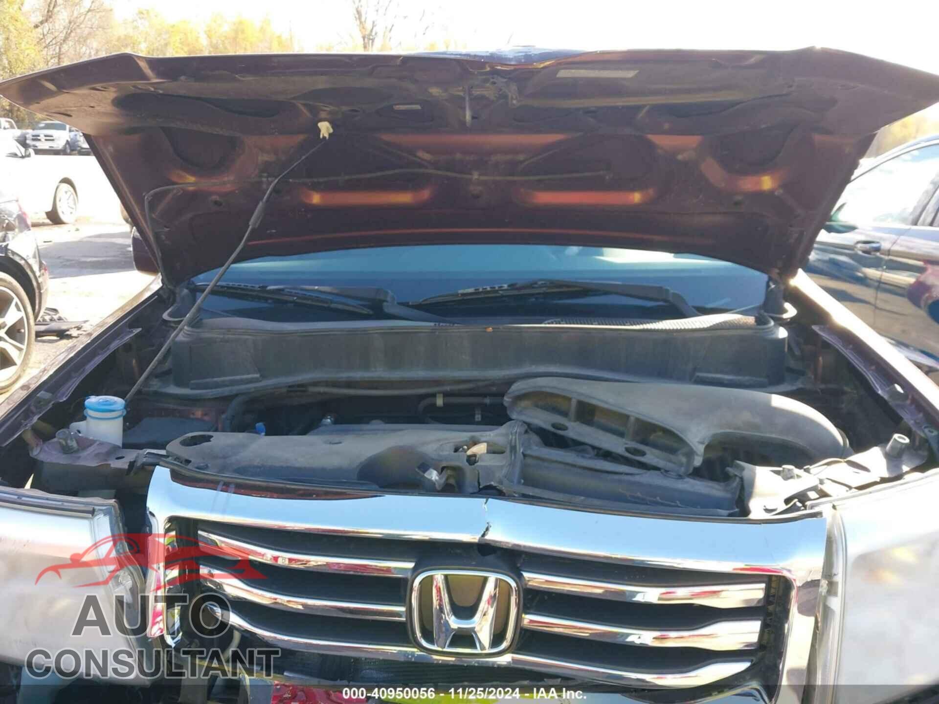 HONDA PILOT 2013 - 5FNYF4H76DB085590