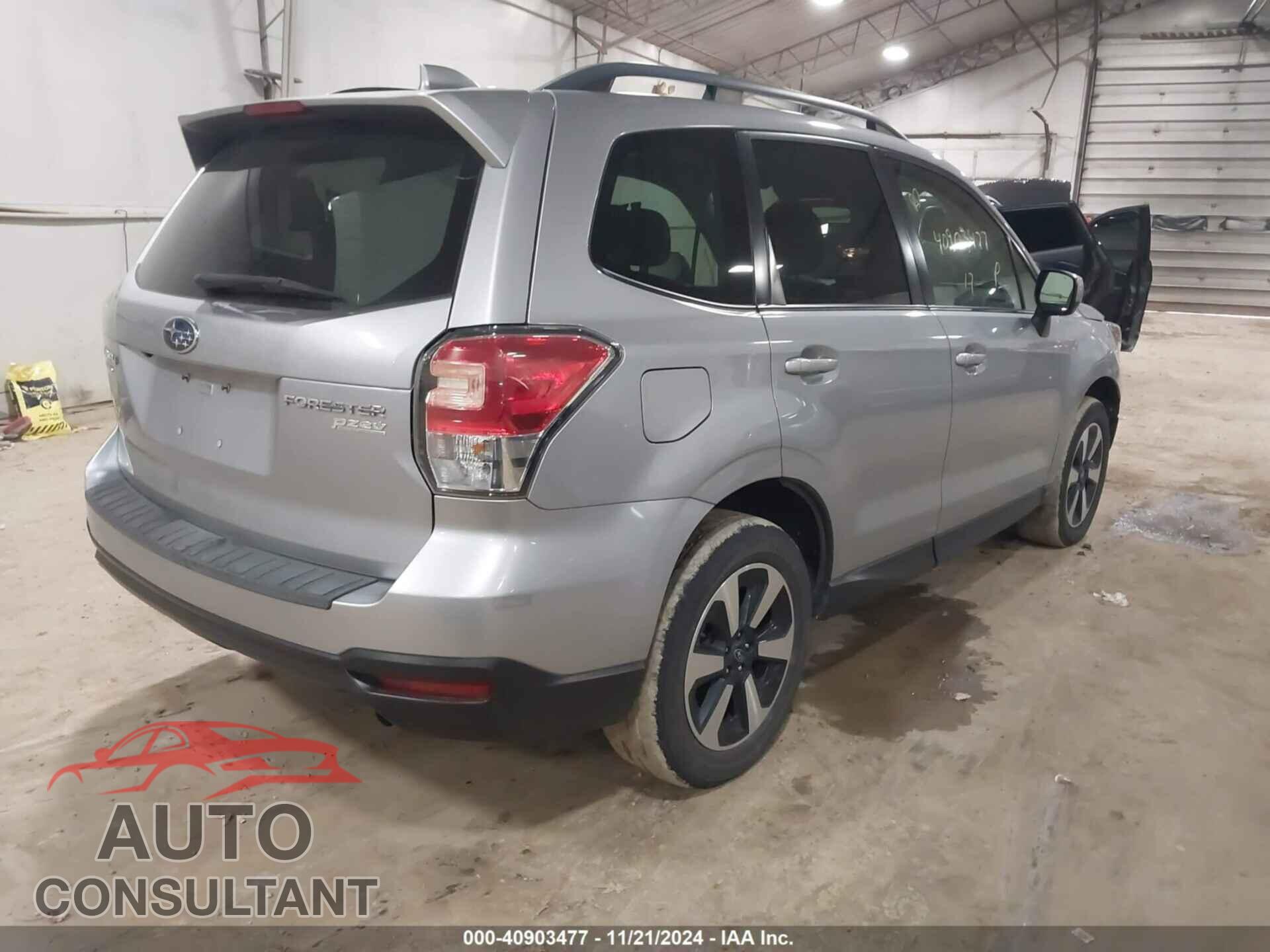 SUBARU FORESTER 2017 - JF2SJAGC6HH493404