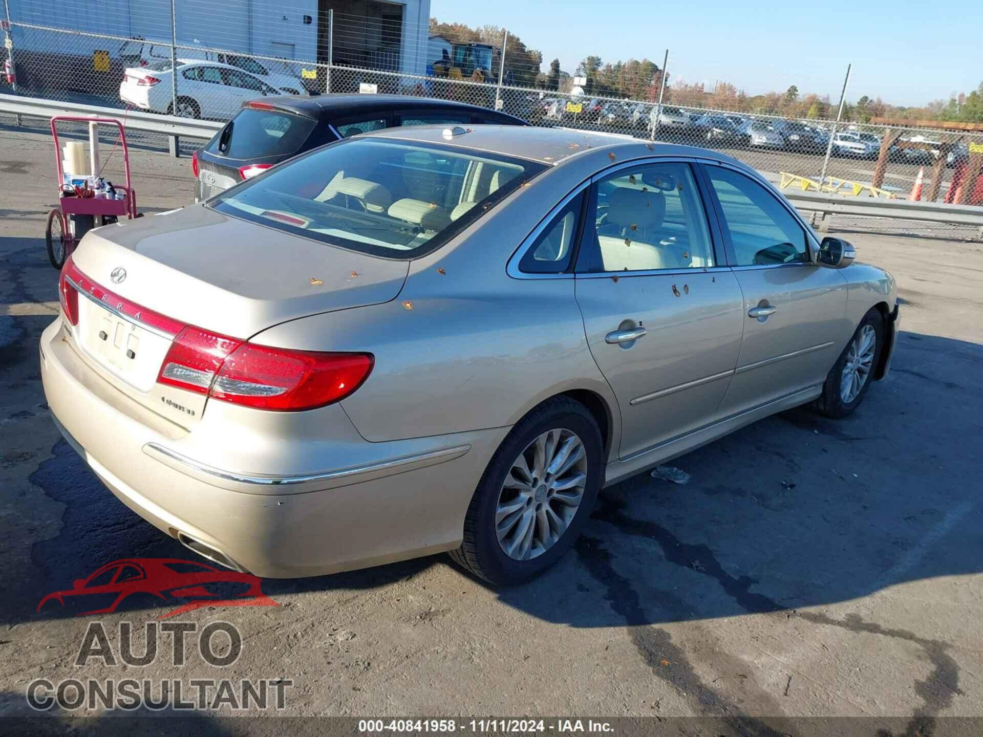 HYUNDAI AZERA 2011 - KMHFC4DF1BA526198