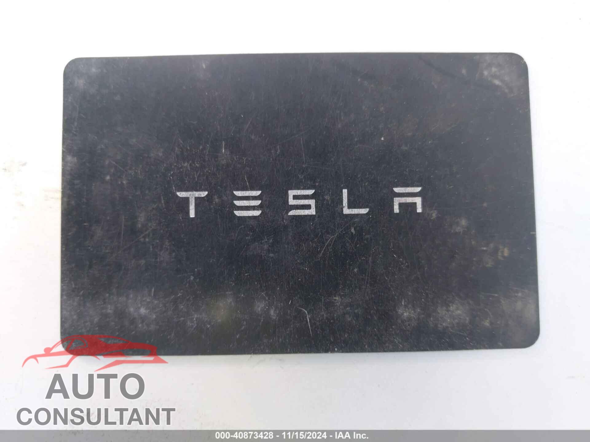 TESLA MODEL Y 2024 - 7SAYGDED7RF118548