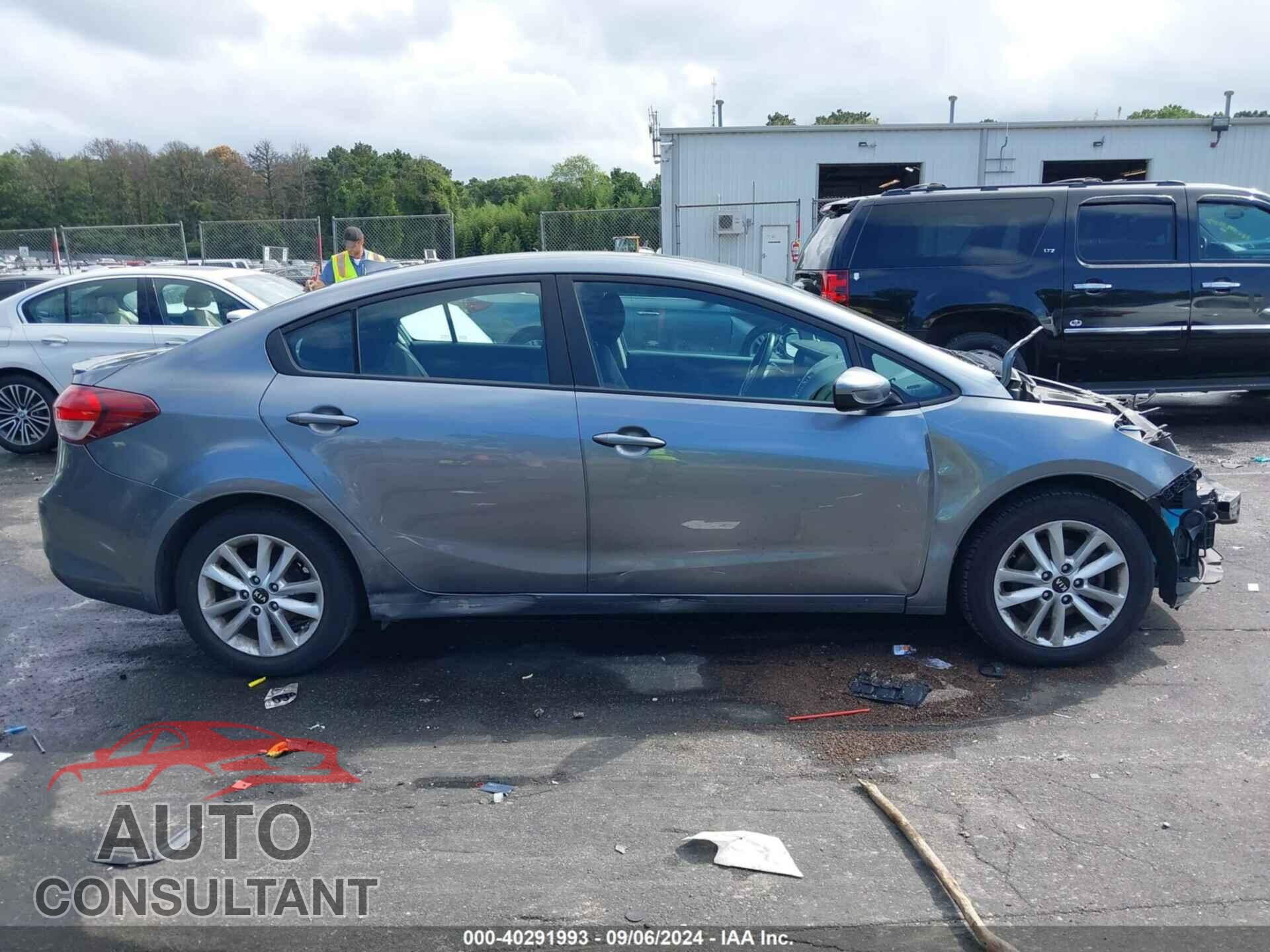 KIA FORTE 2017 - 3KPFL4A77HE126976
