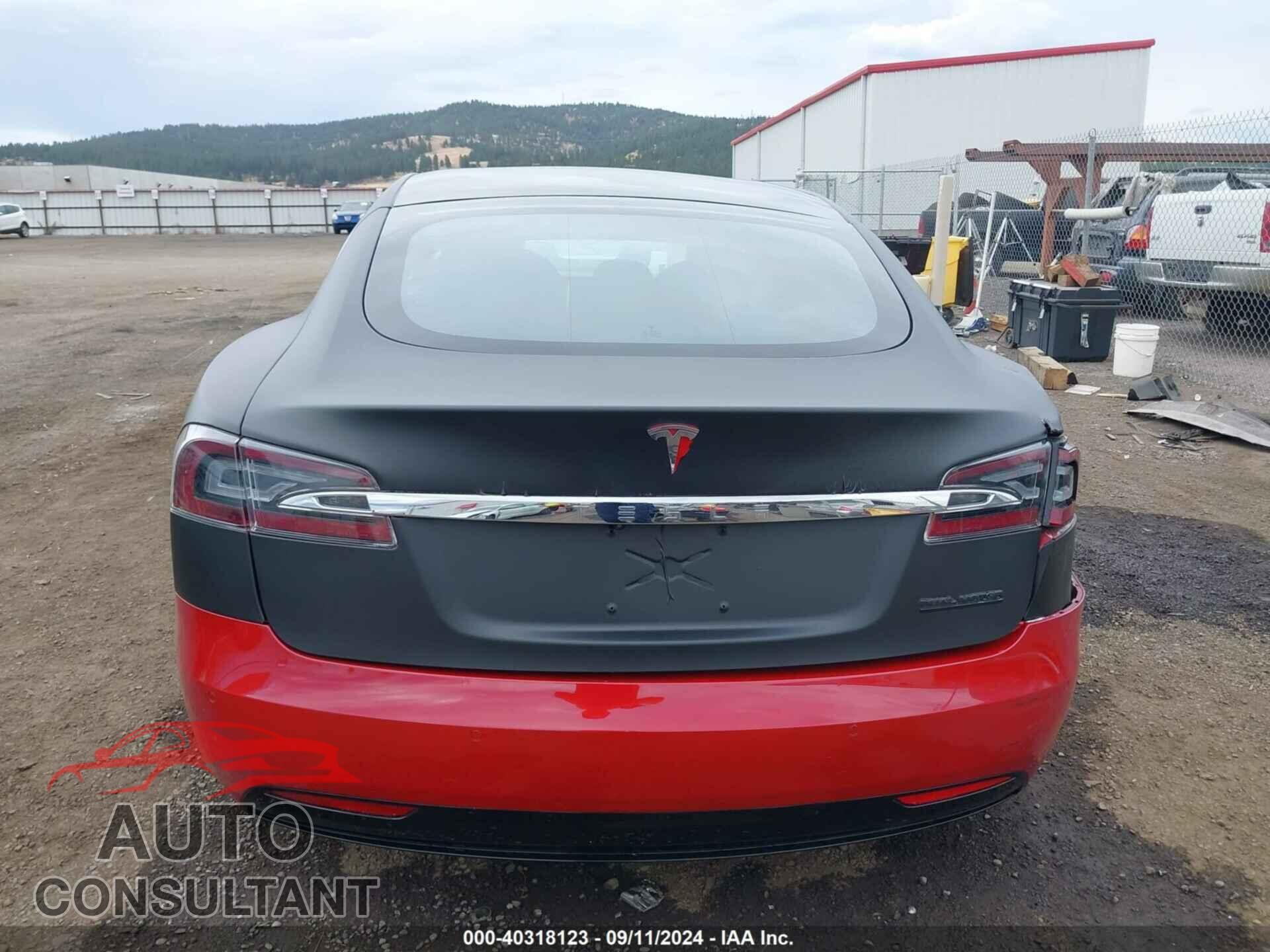 TESLA MODEL S 2020 - 5YJSA1E49LF364169