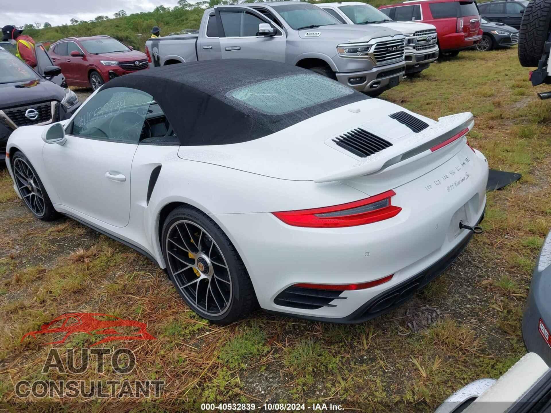 PORSCHE 911 2017 - WP0CD2A95HS178626