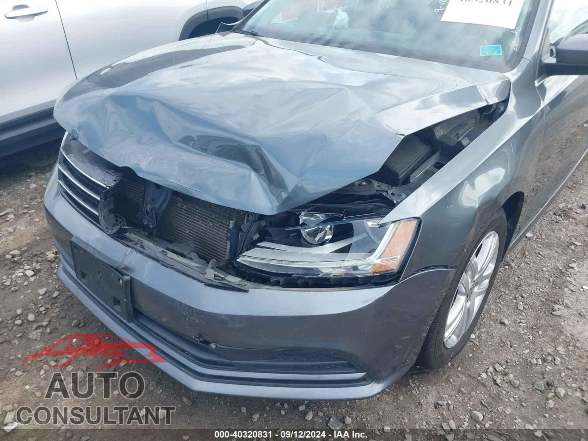 VOLKSWAGEN JETTA 2017 - 3VW2B7AJ2HM215825