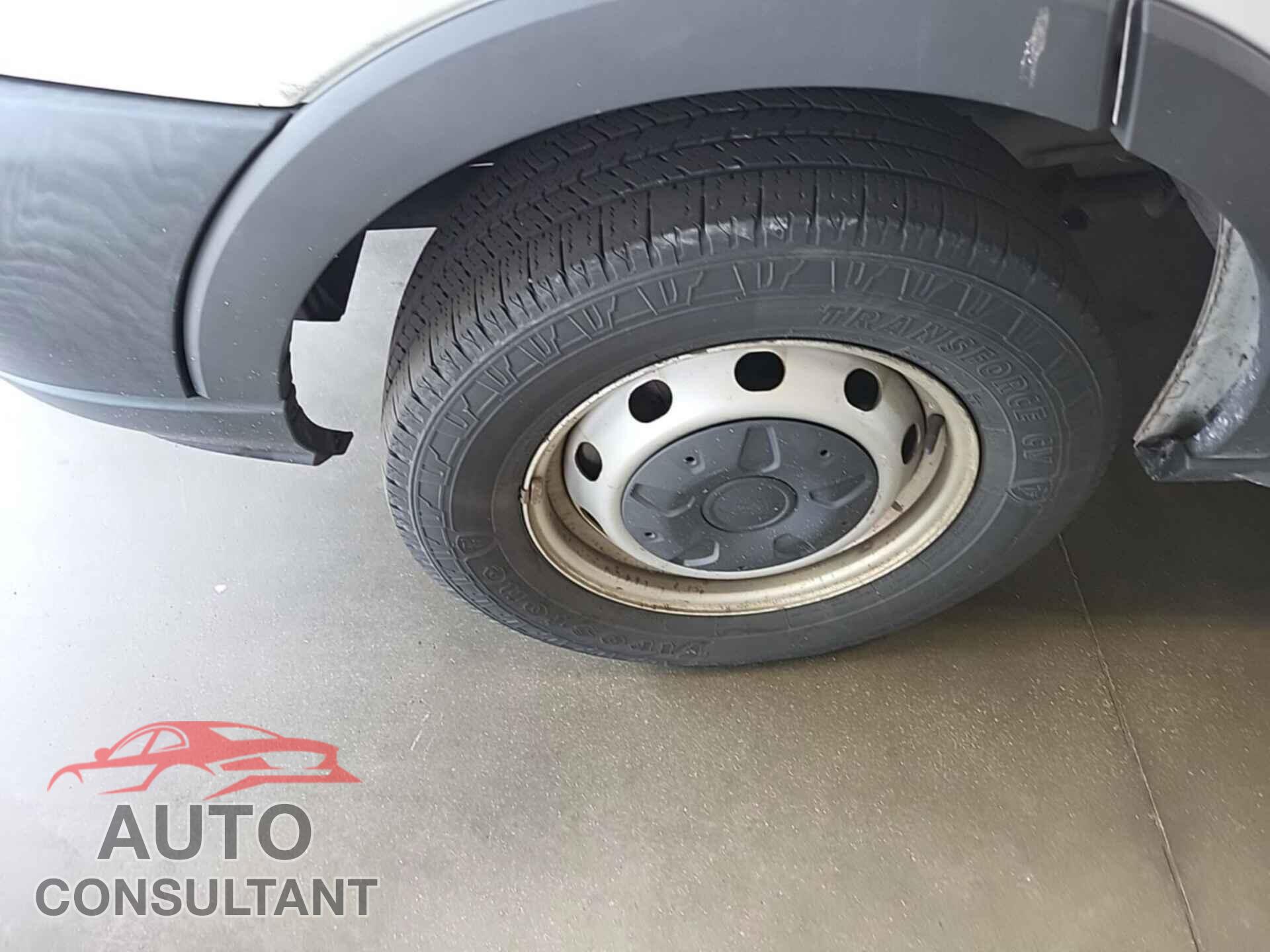 FORD TRANSIT 2018 - 1FTYR2CM0JKA05658