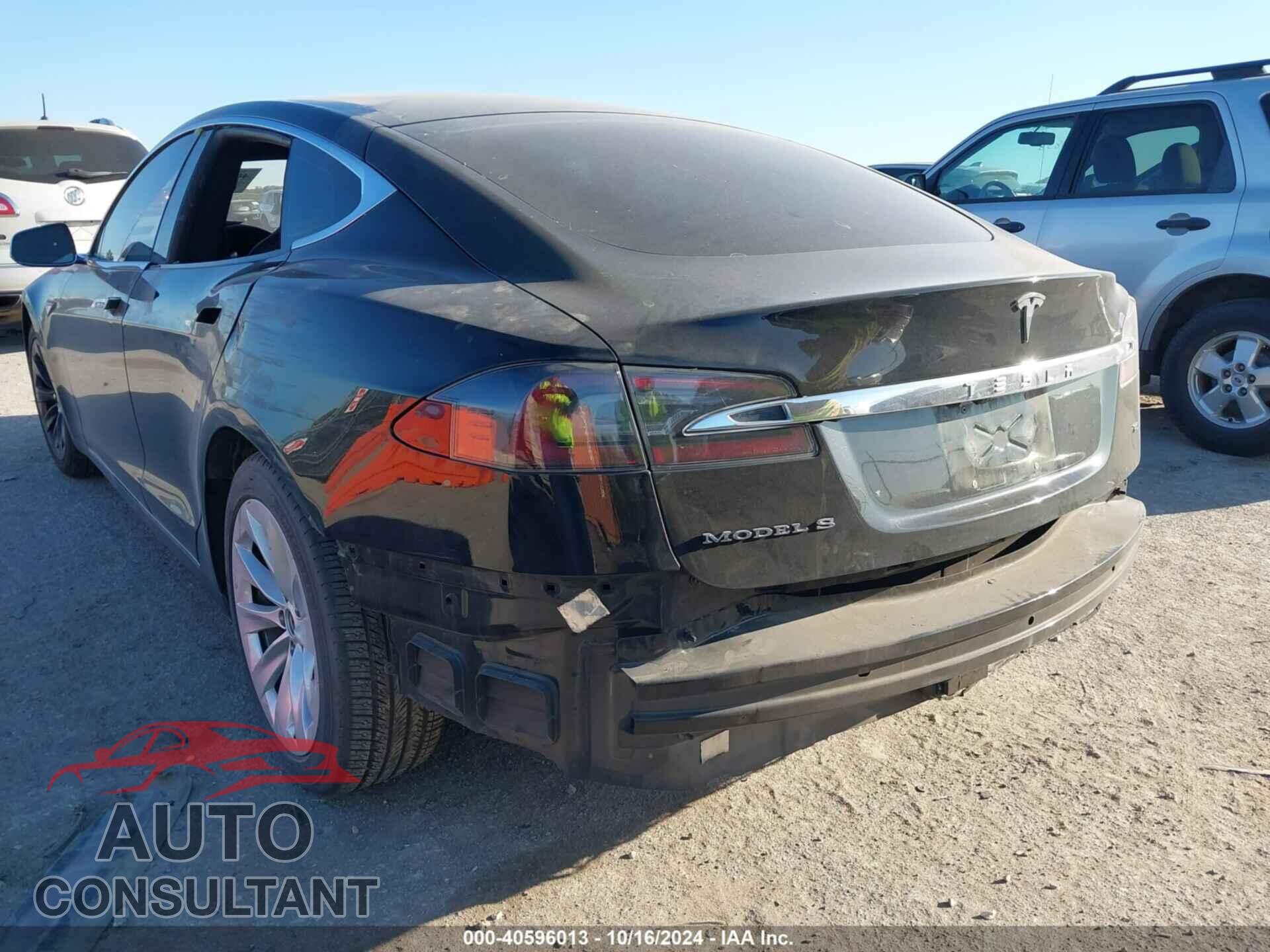 TESLA MODEL S 2016 - 5YJSA1E18GF134036