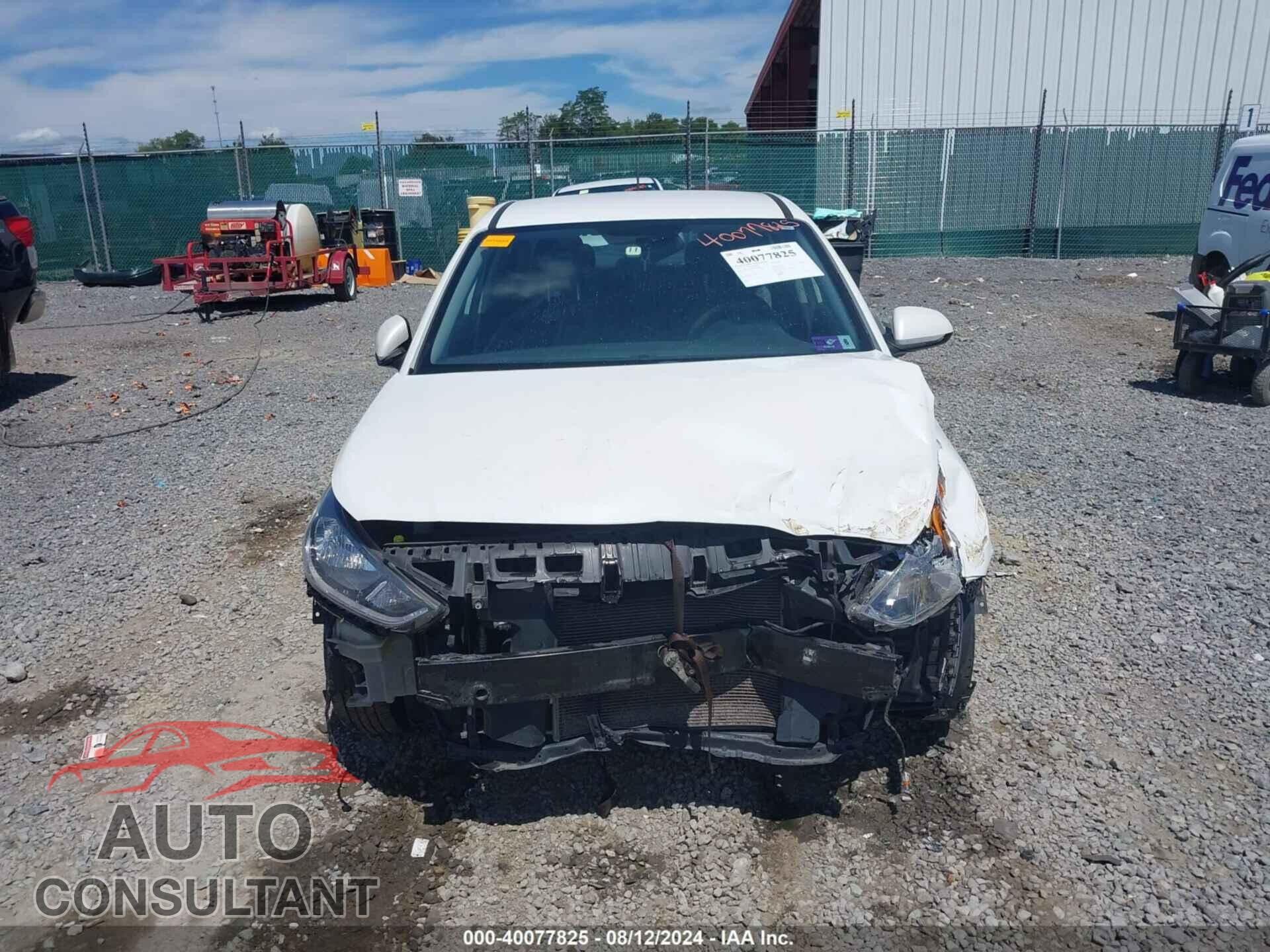HYUNDAI ACCENT 2019 - 3KPC24A30KE040578