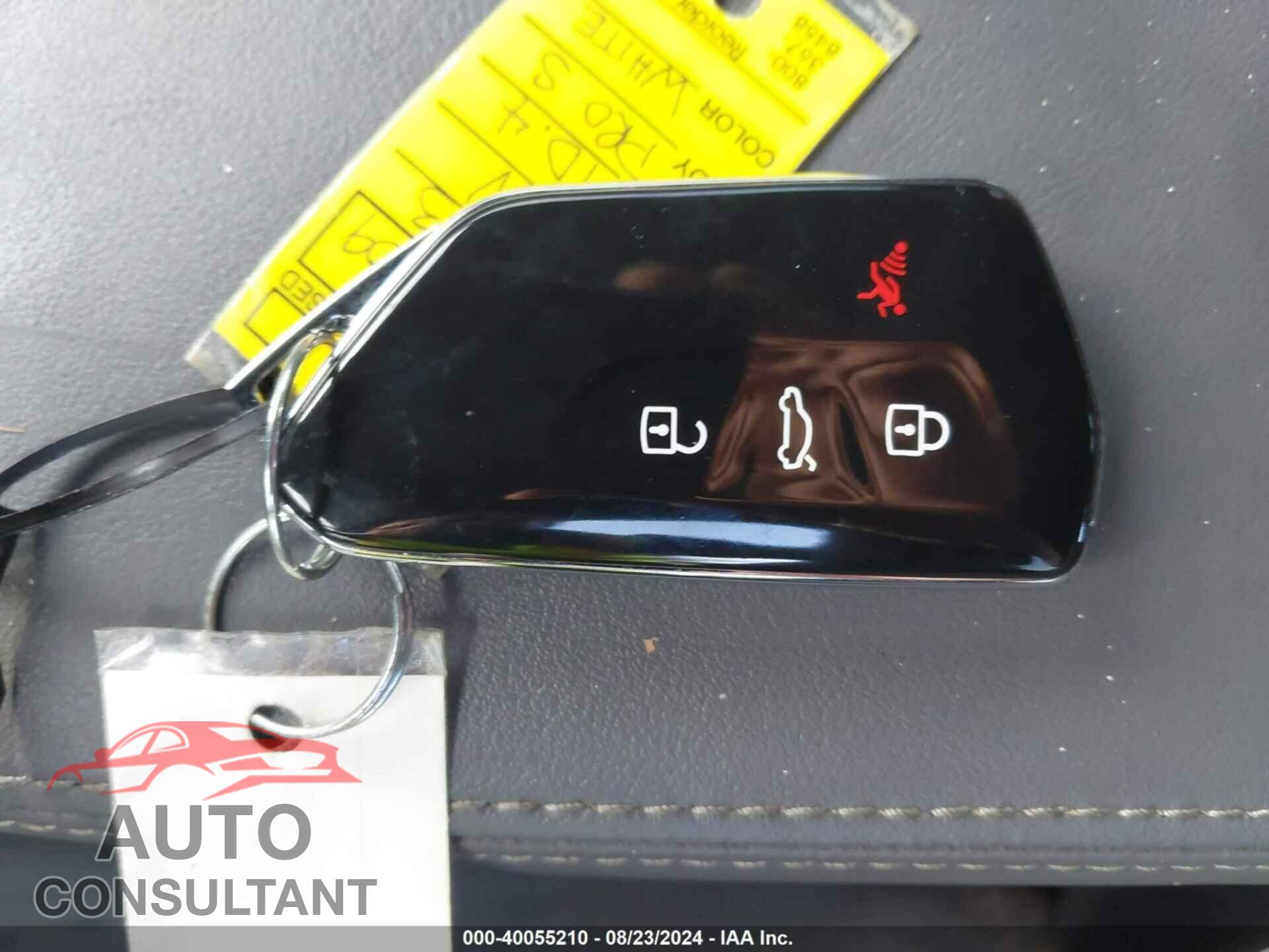 VOLKSWAGEN ID.4 2023 - 1V2VMPE8XPC045309