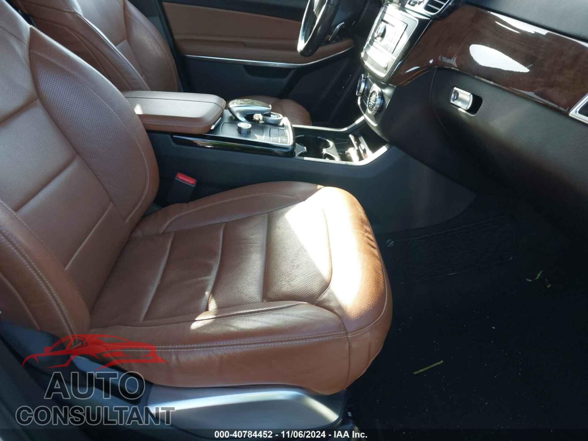MERCEDES-BENZ GLS 2018 - 4JGDF7DE9JB024667