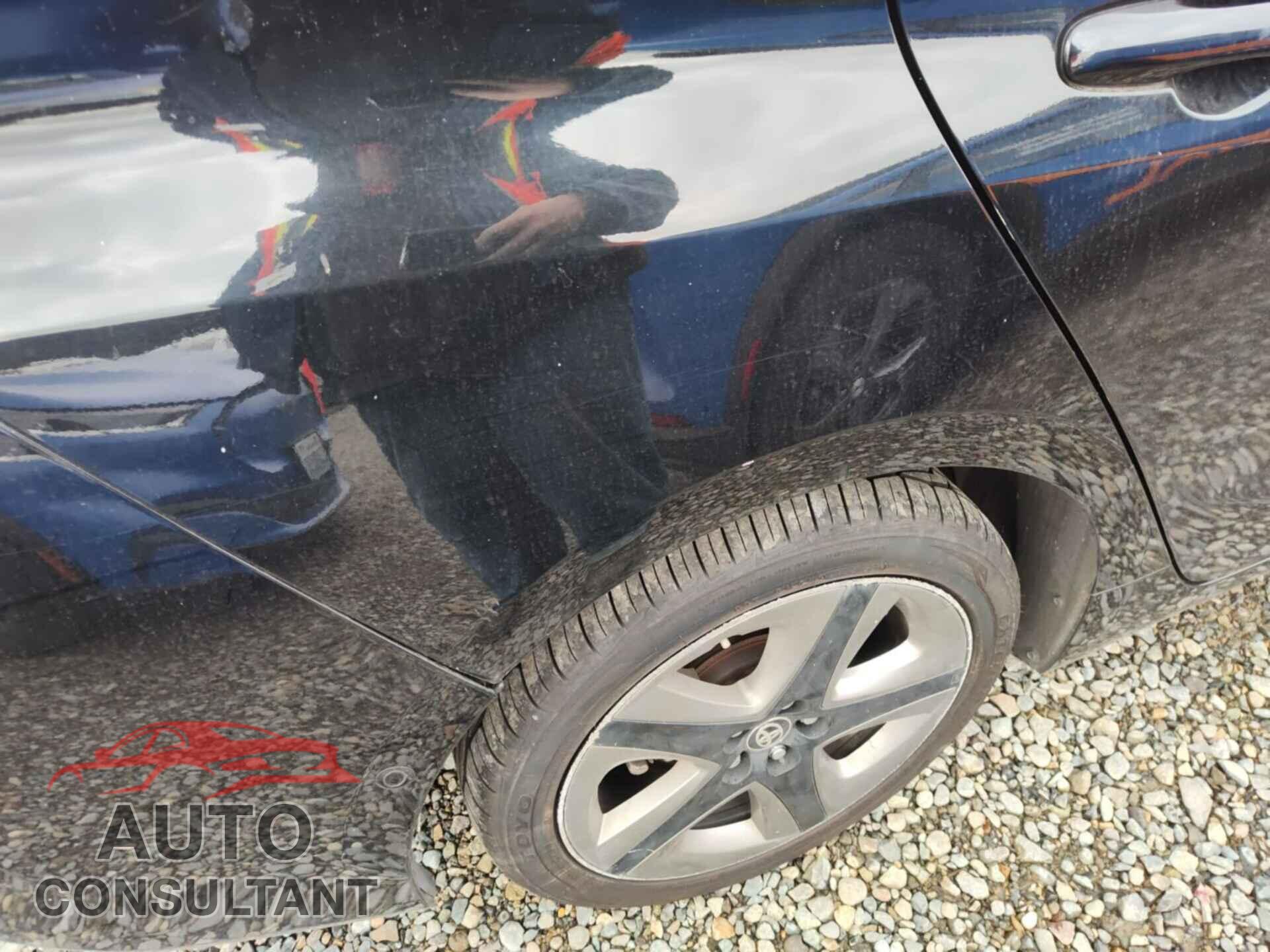 TOYOTA PRIUS 2020 - JTDKARFU0L3115804