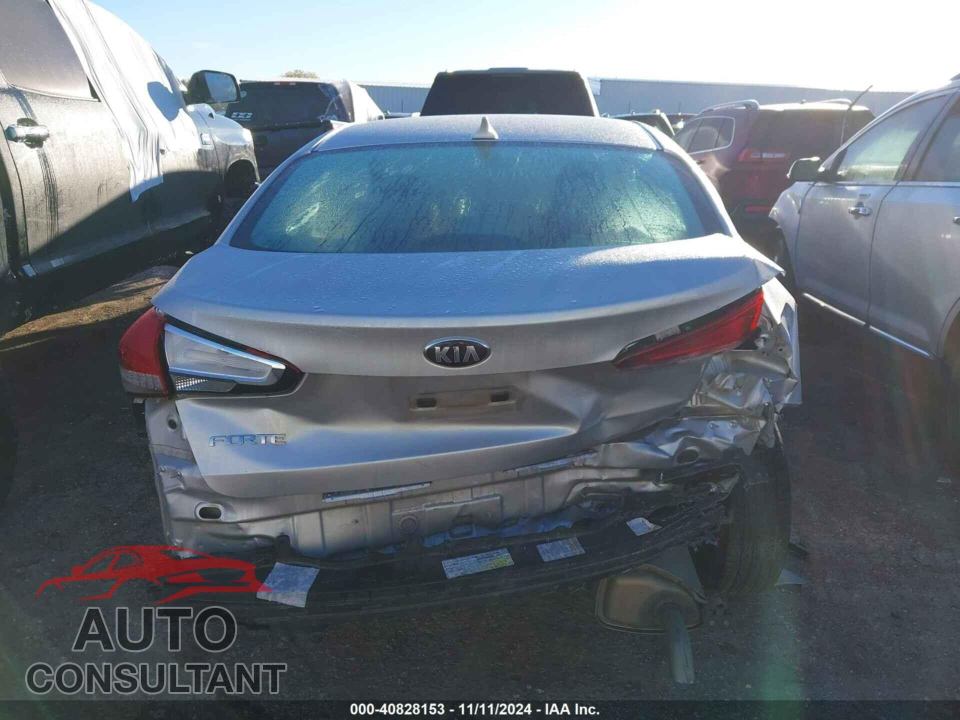 KIA FORTE 2017 - 3KPFL4A75HE084954
