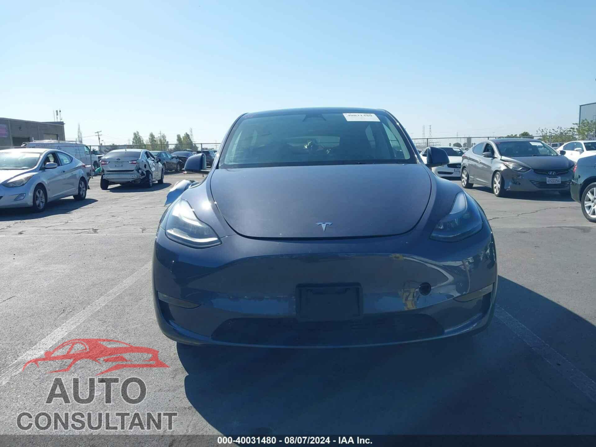 TESLA MODEL Y 2023 - 7SAYGAEE9PF738841