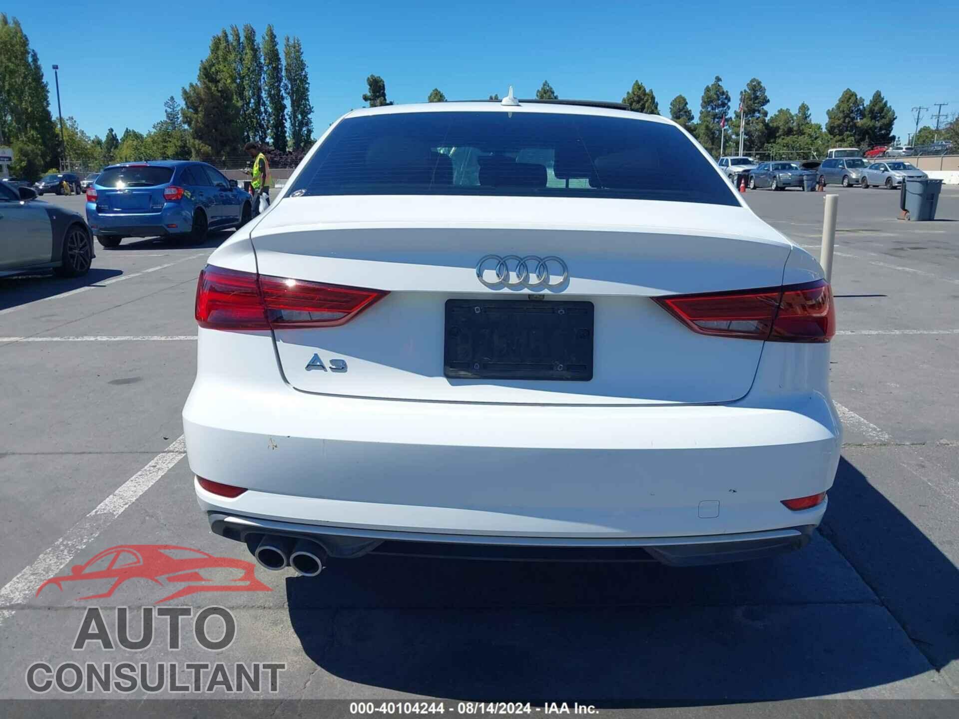 AUDI A3 2018 - WAUAUGFF1J1091883