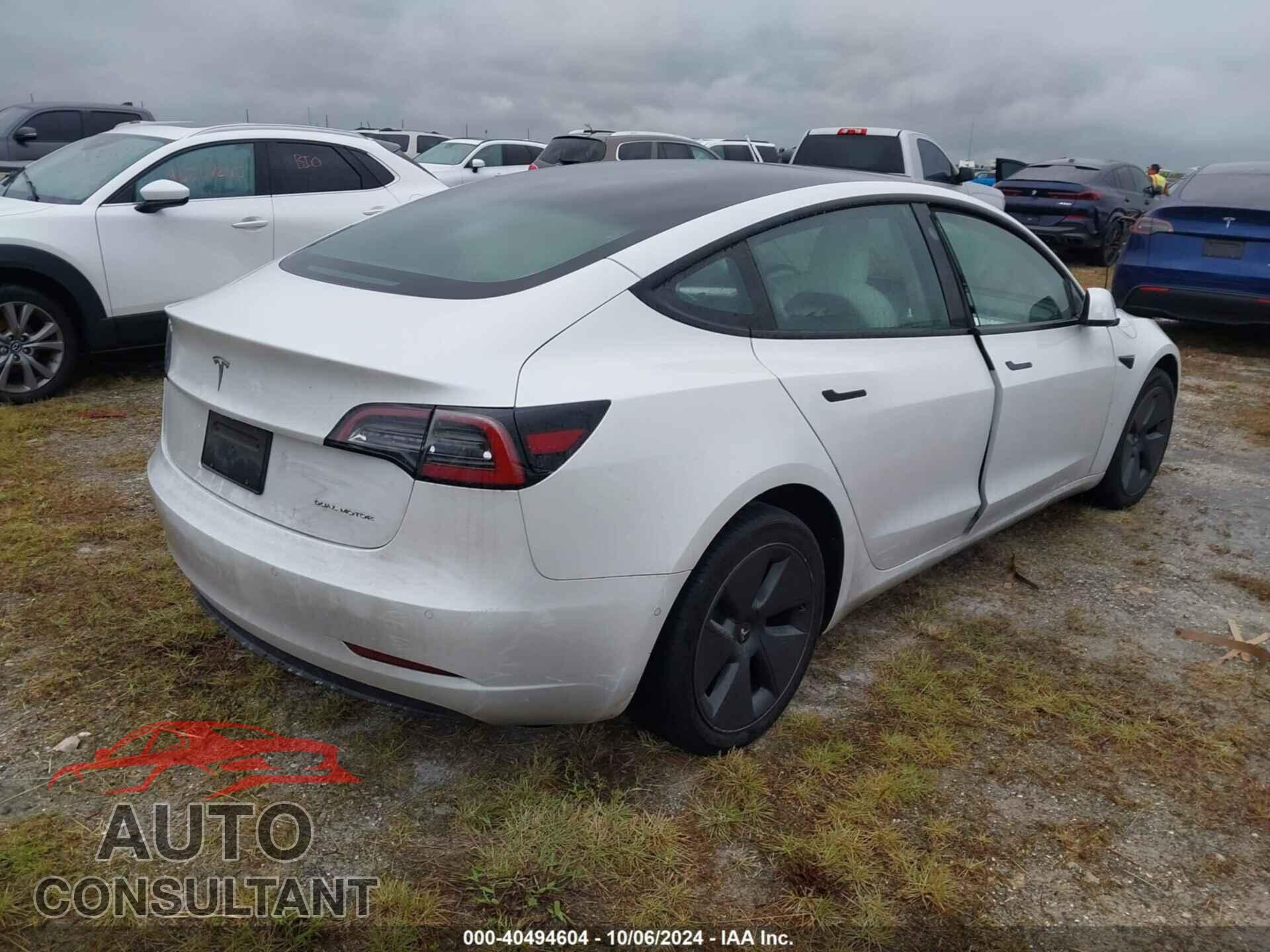 TESLA MODEL 3 2022 - 5YJ3E1EBXNF267363