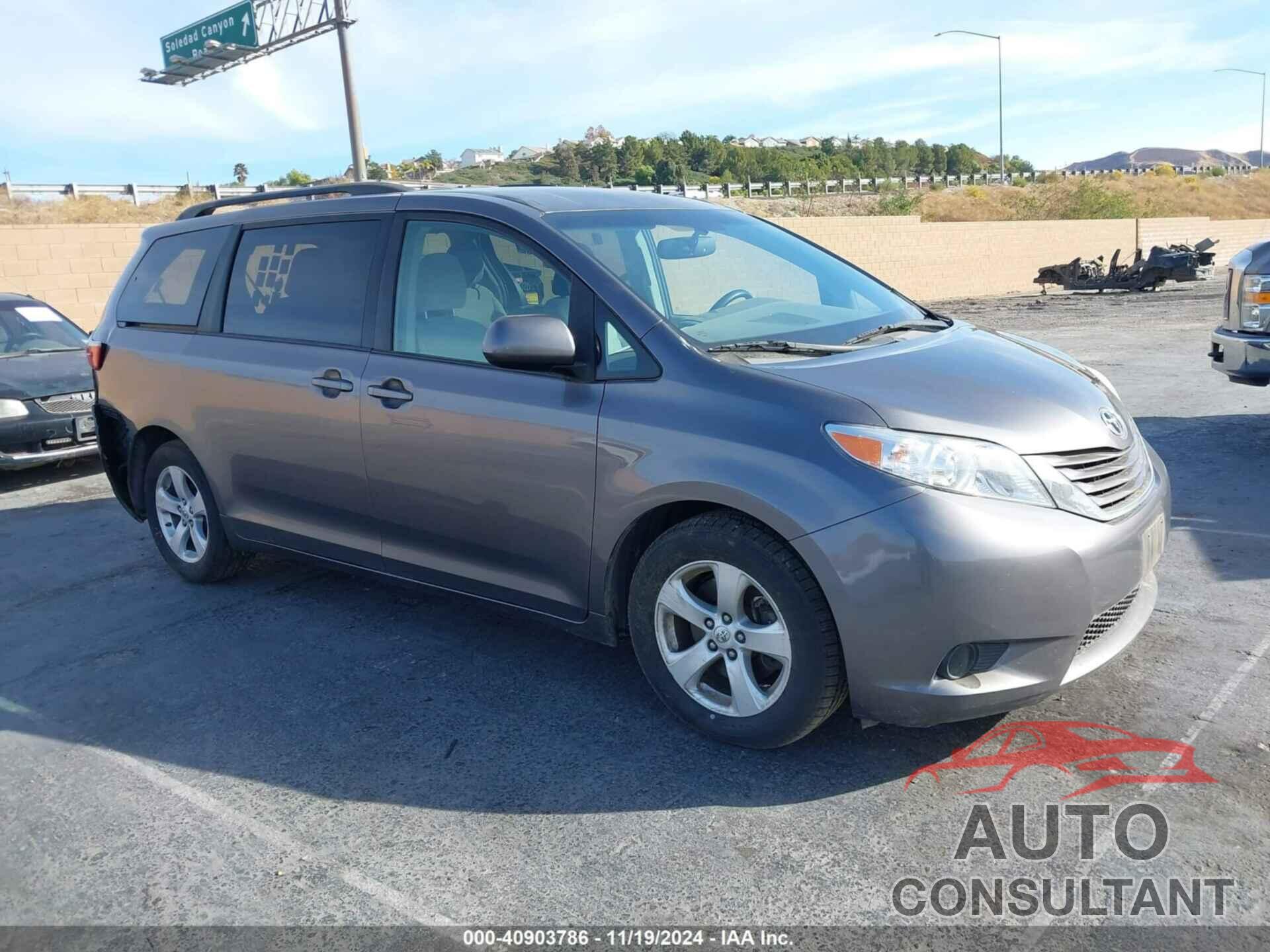 TOYOTA SIENNA 2016 - 5TDKK3DC6GS764533