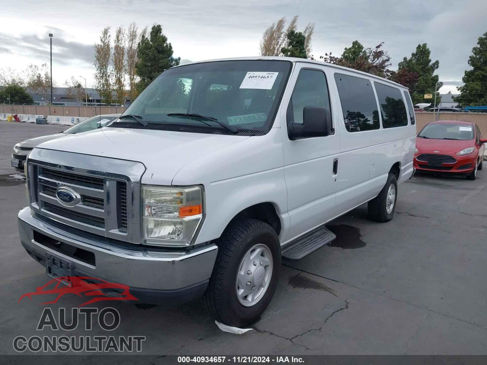 FORD E-350 SUPER DUTY 2009 - 1FBSS31LX9DA24362