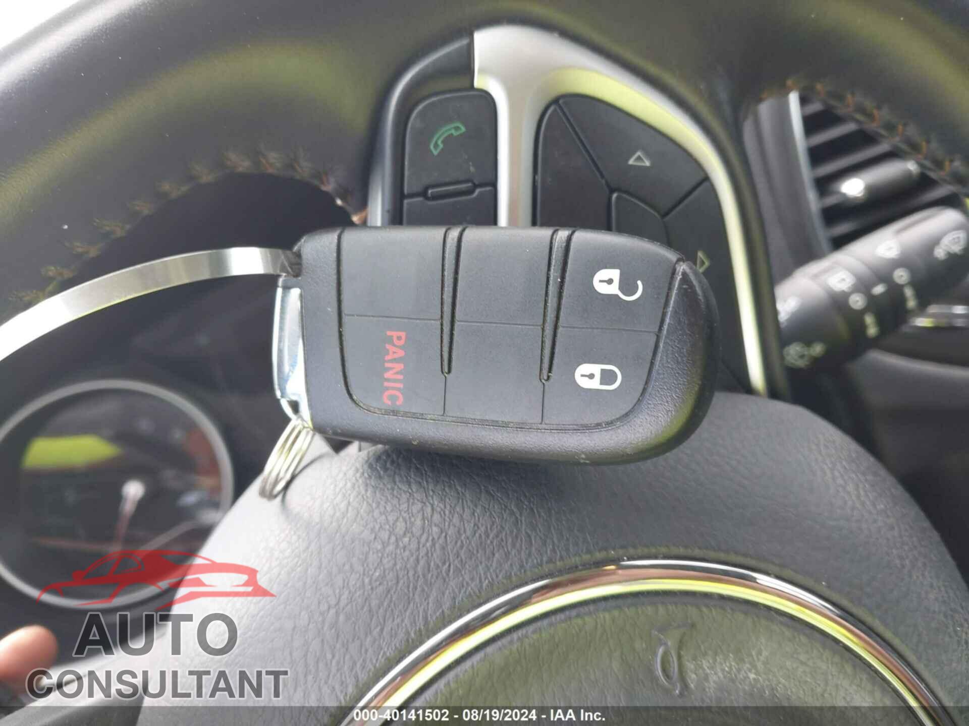 JEEP COMPASS 2018 - 3C4NJCBB9JT359032