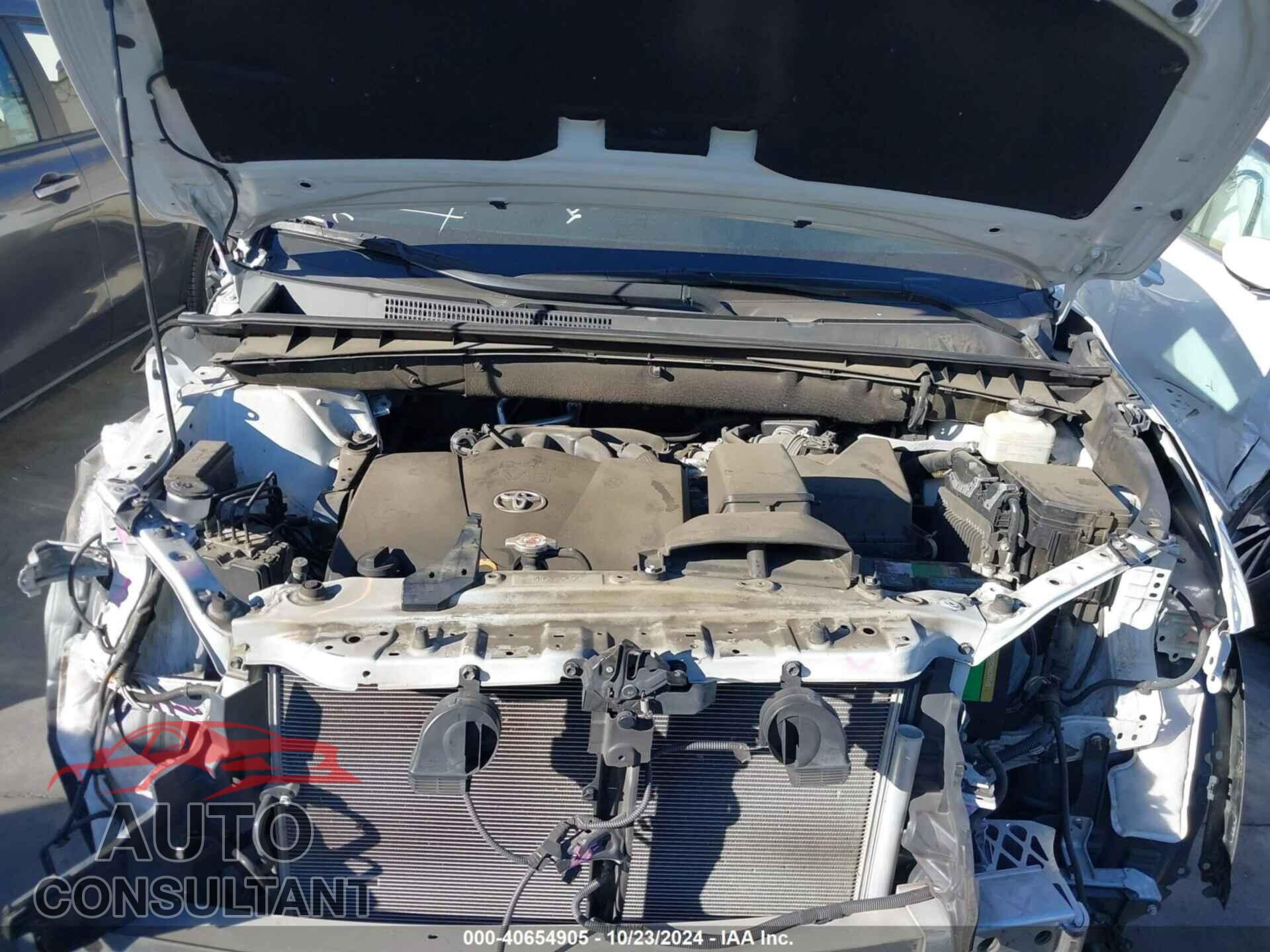 TOYOTA HIGHLANDER 2018 - 5TDZZRFH1JS246357