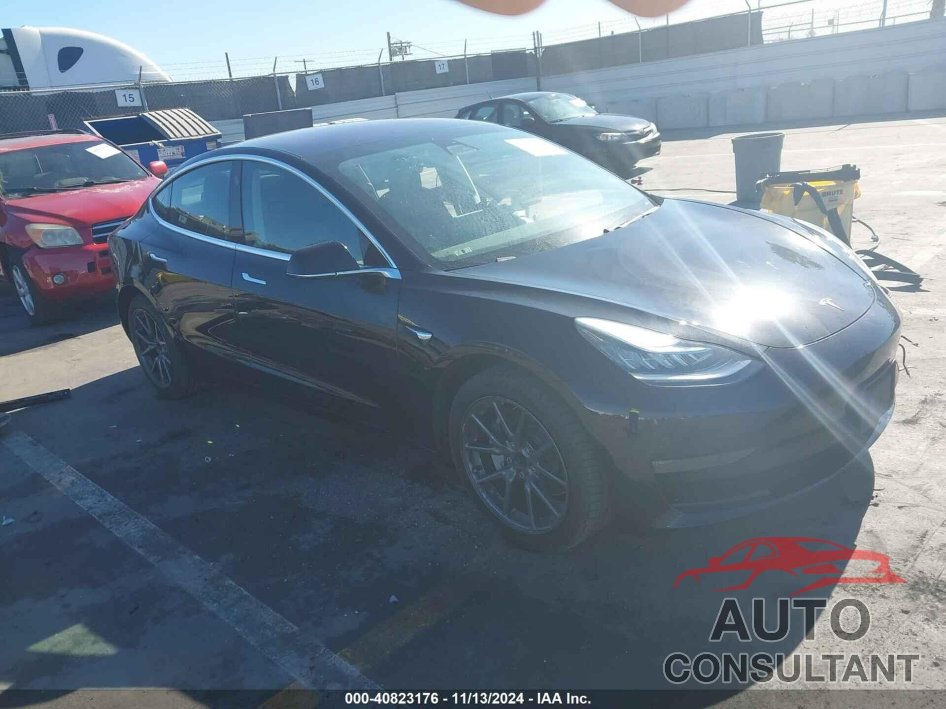 TESLA MODEL 3 2019 - 5YJ3E1EA5KF304211