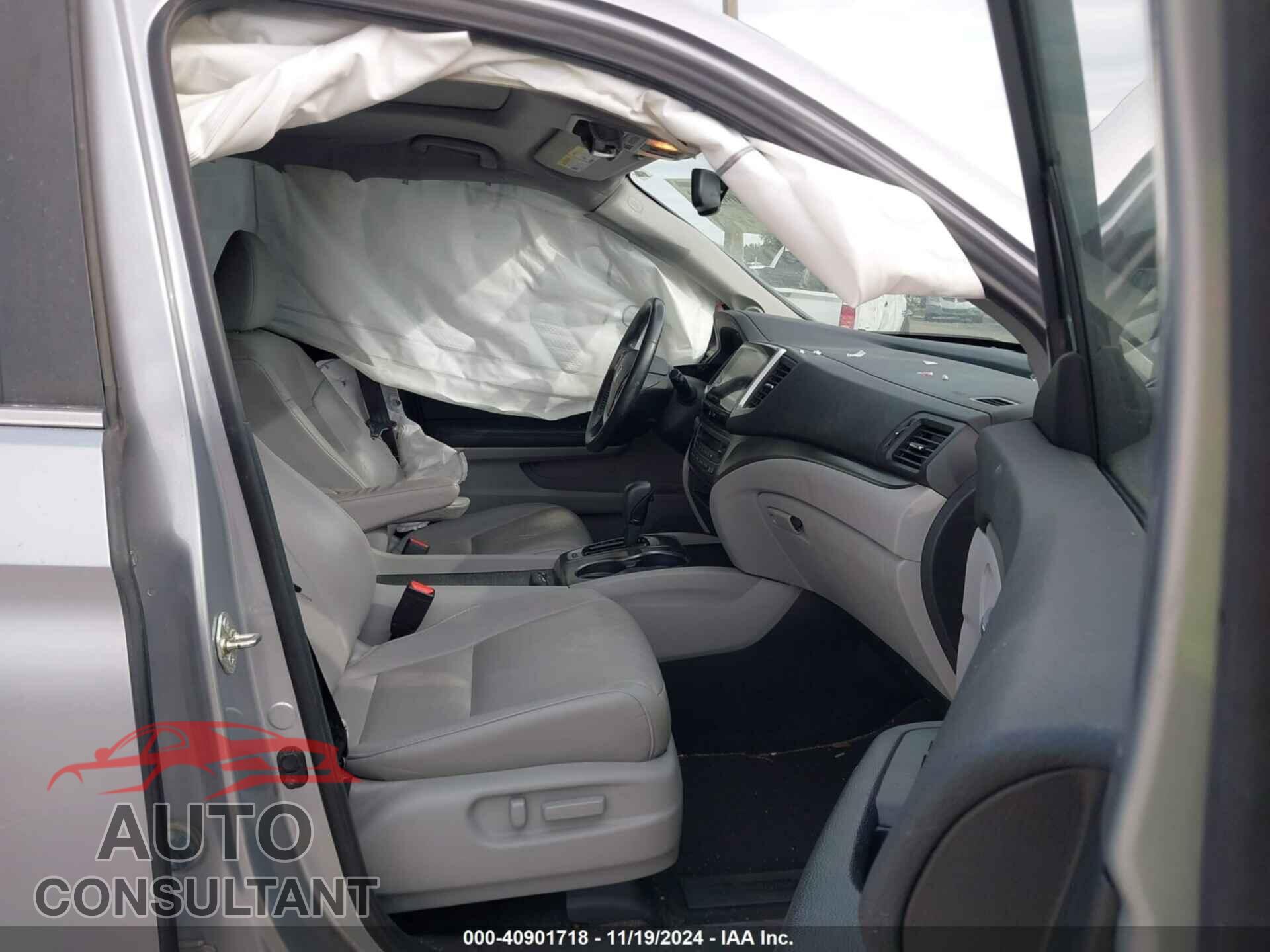 HONDA PILOT 2017 - 5FNYF5H55HB008364
