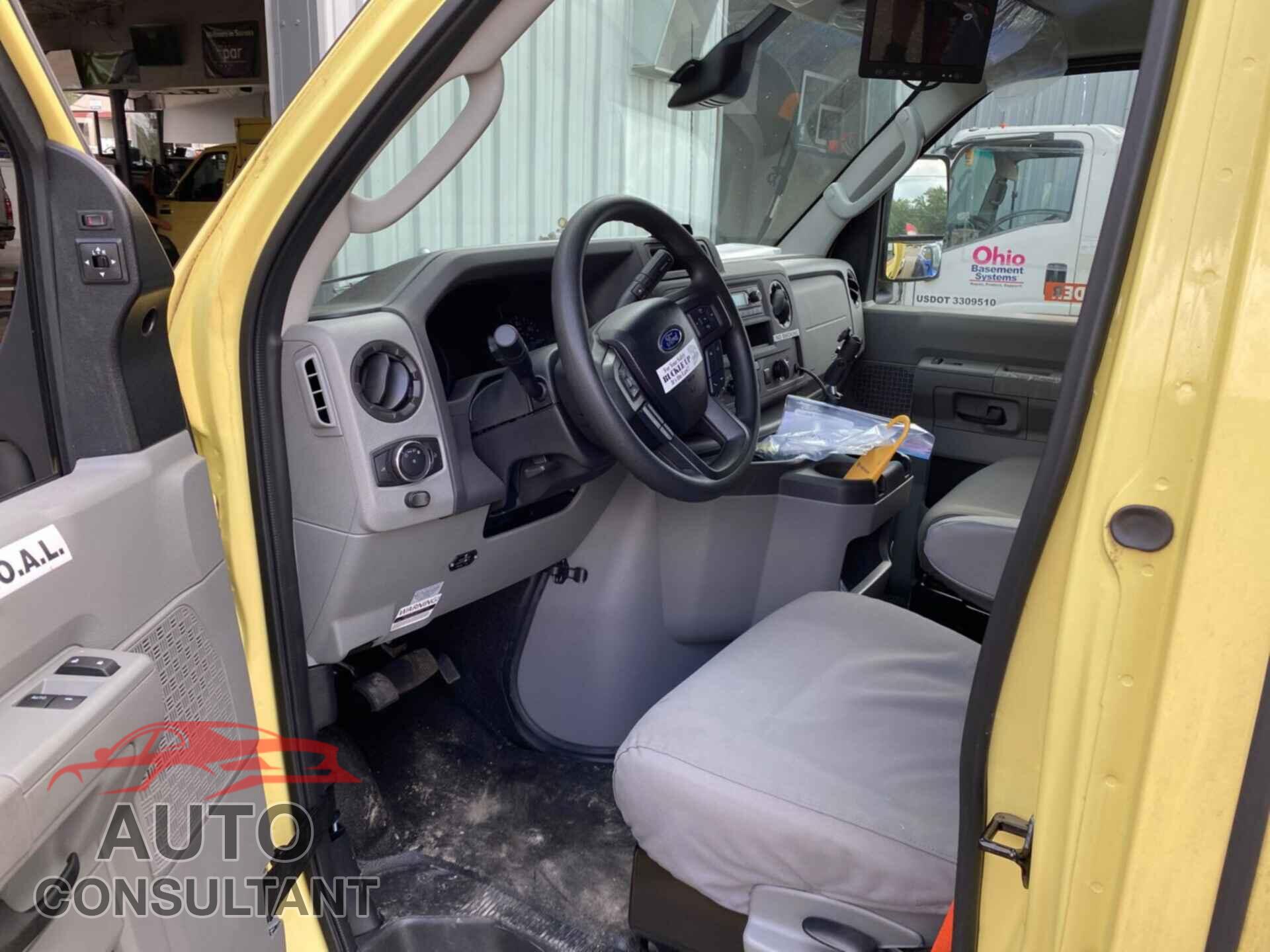 FORD ECONOLINE 2022 - 1FDXE4FN5NDC39663