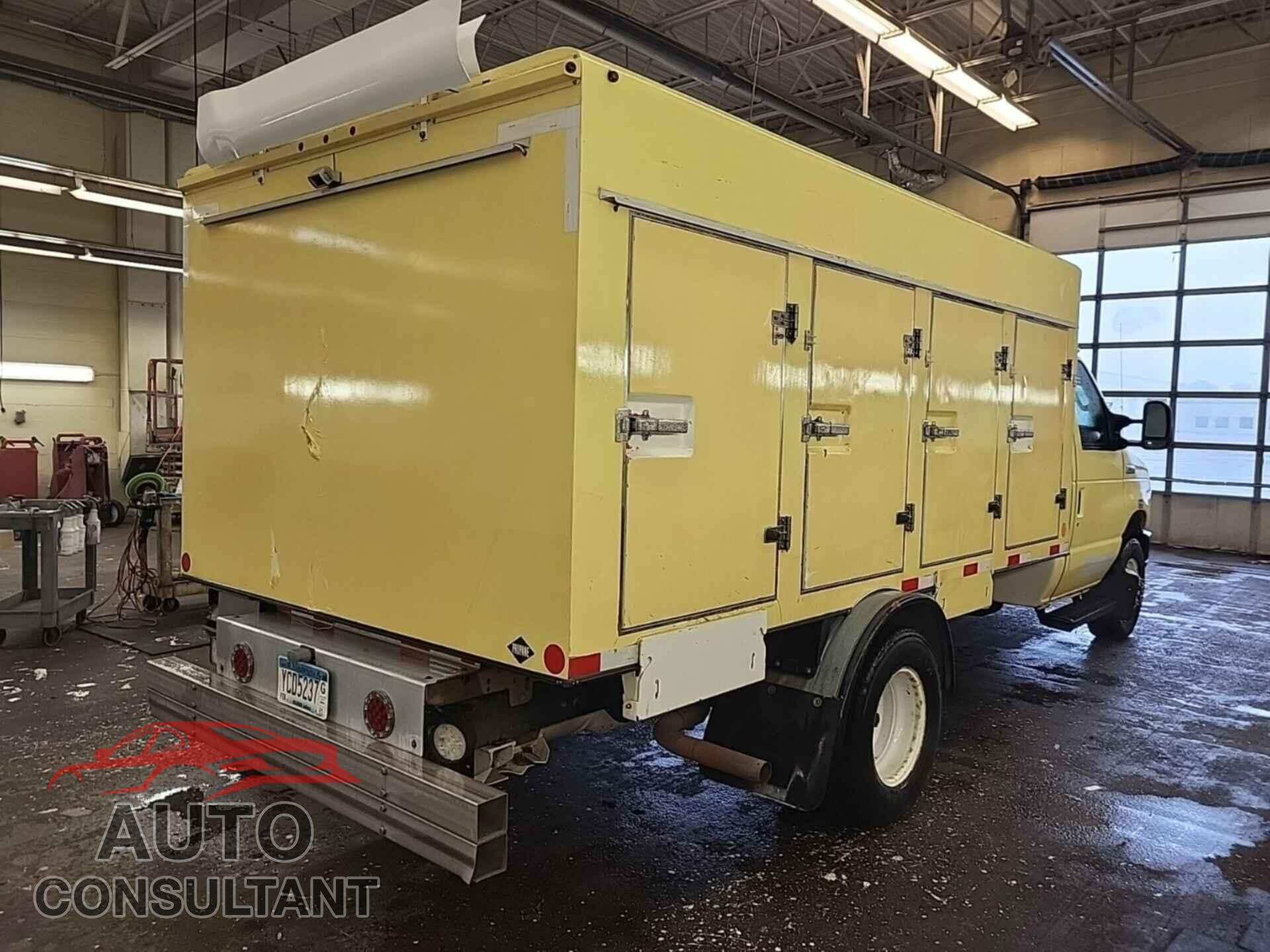 FORD ECONOLINE 2017 - 1FDXE4FS5HDC69112
