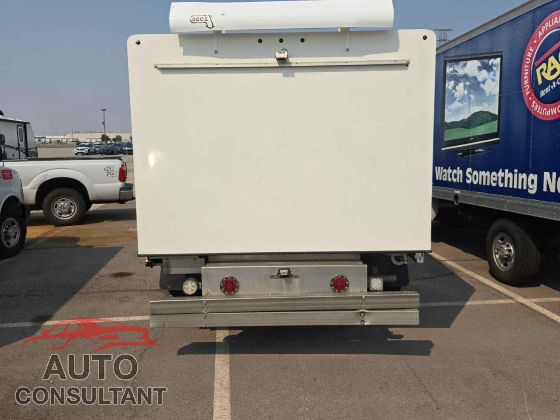 FORD ECONOLINE 2017 - 1FDXE4FS9HDC69078