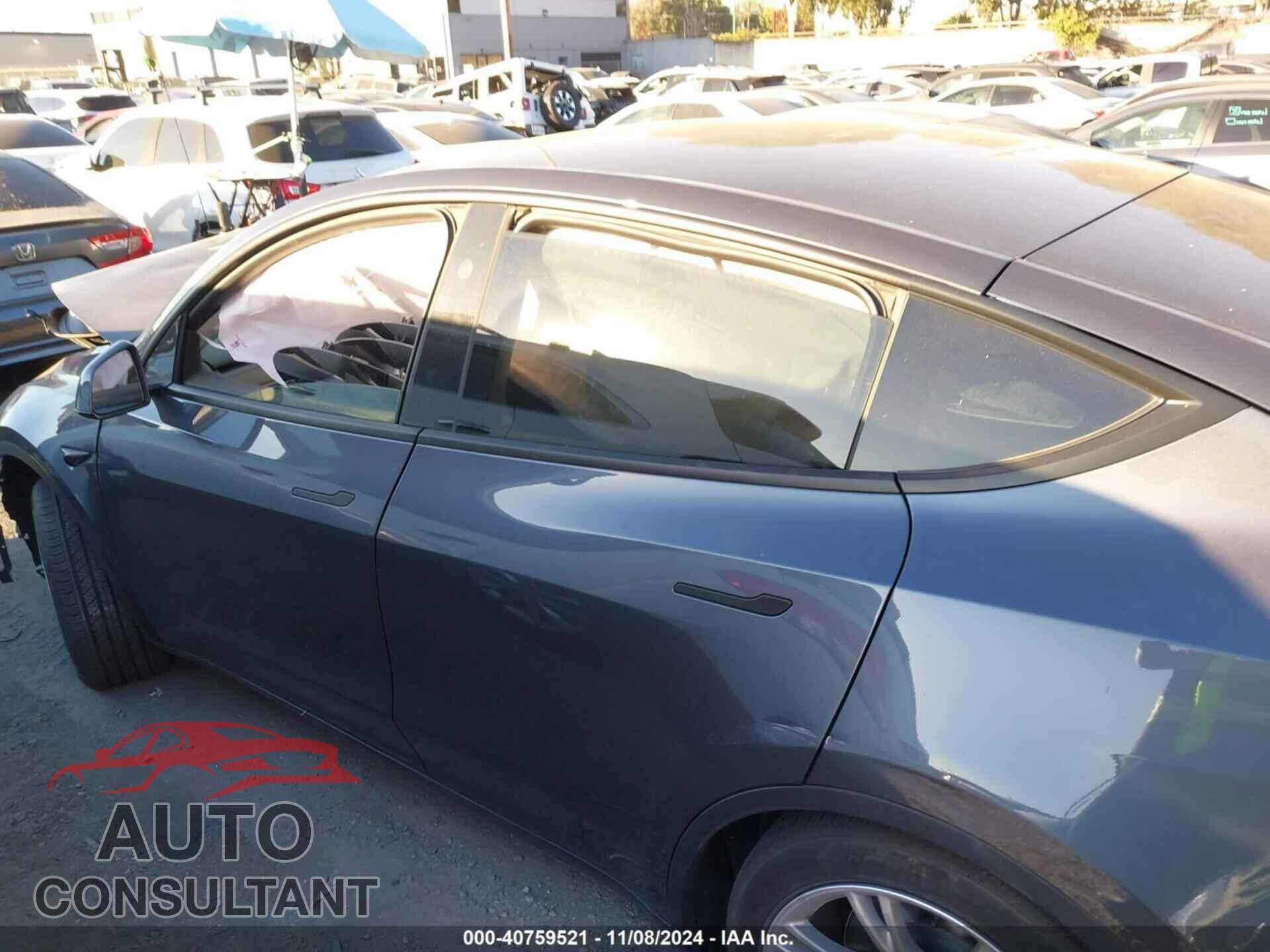 TESLA MODEL Y 2023 - 7SAYGDED6PF946037