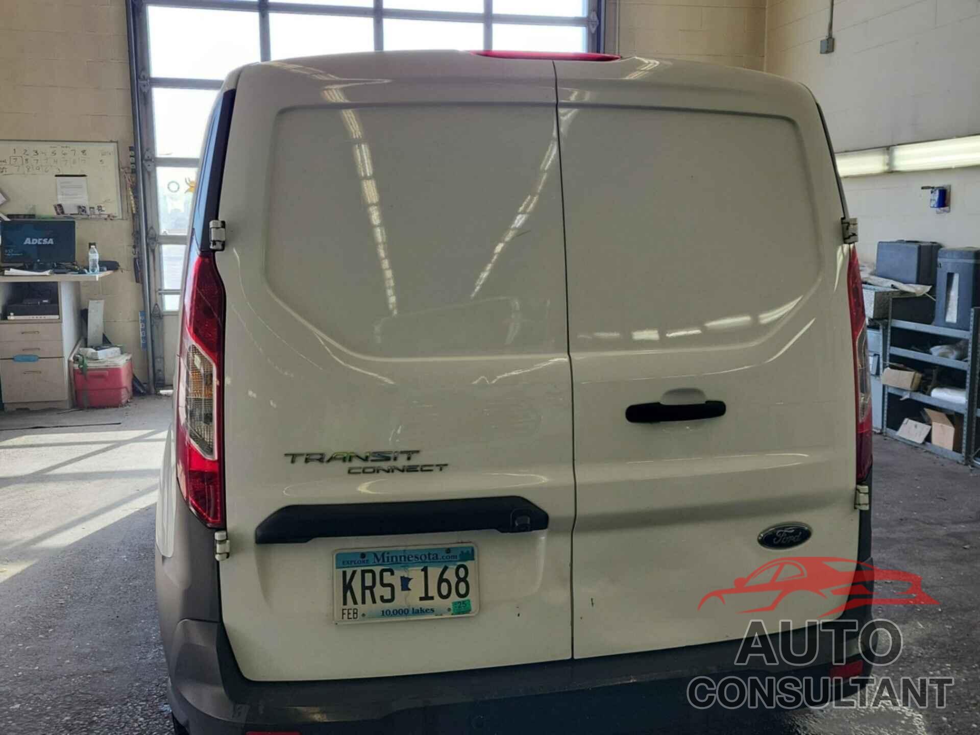 FORD TRANSIT CONNECT 2017 - NM0LS6E79H1299362