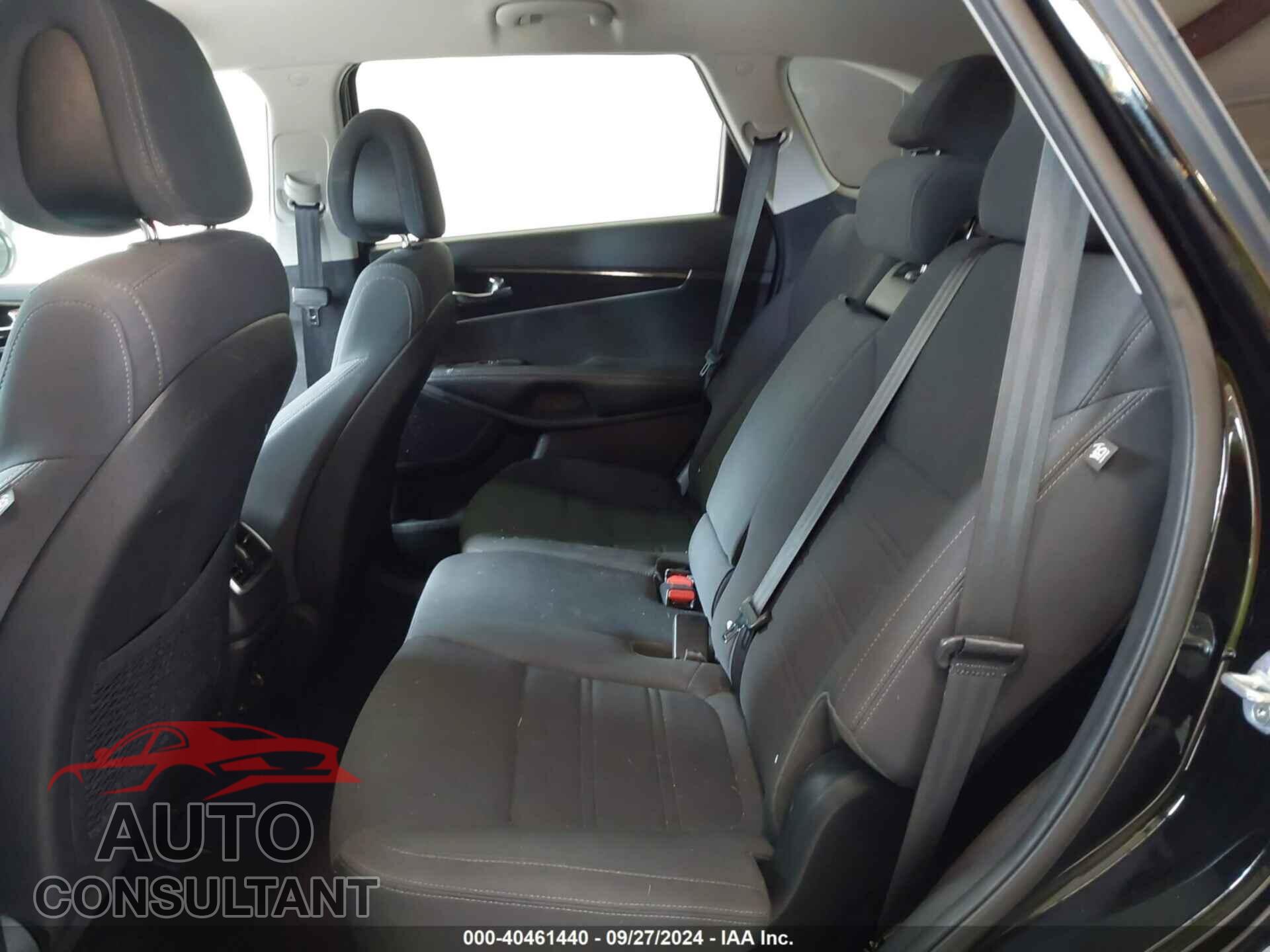 KIA SORENTO 2017 - 5XYPGDA54HG198342