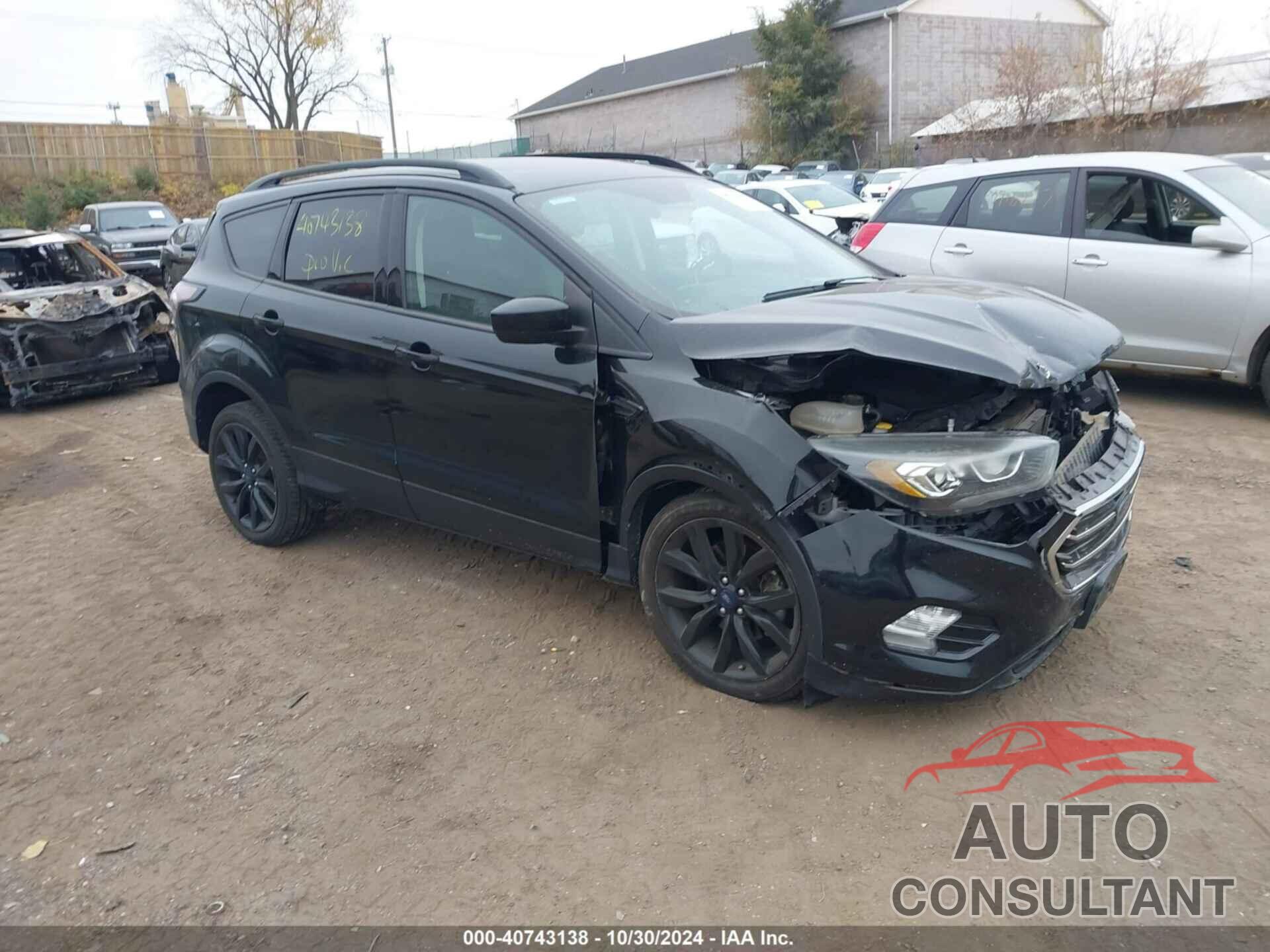 FORD ESCAPE 2017 - 1FMCU9G93HUB44054