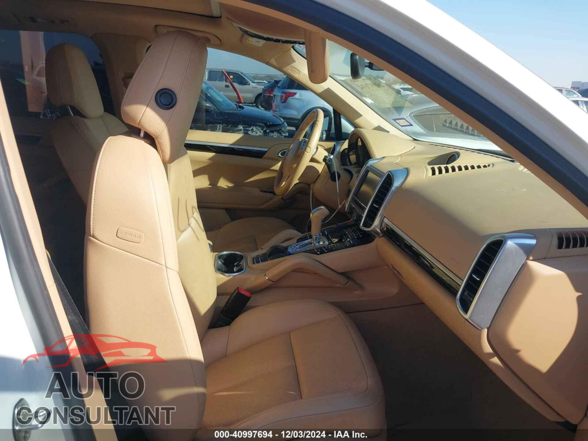 PORSCHE CAYENNE 2014 - WP1AB2A2XELA58082