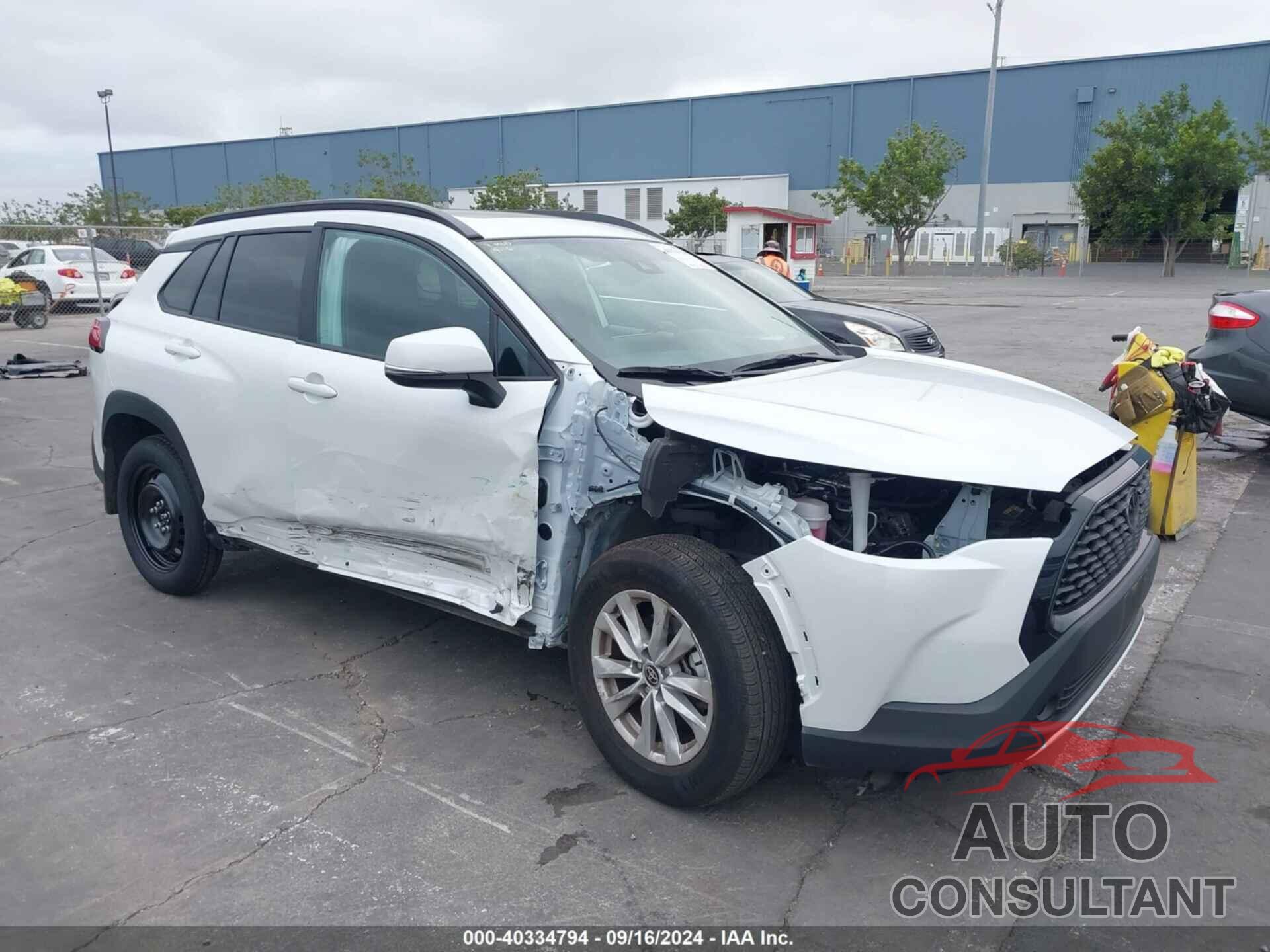 TOYOTA COROLLA CROSS 2022 - 7MUBAABG6NV030586