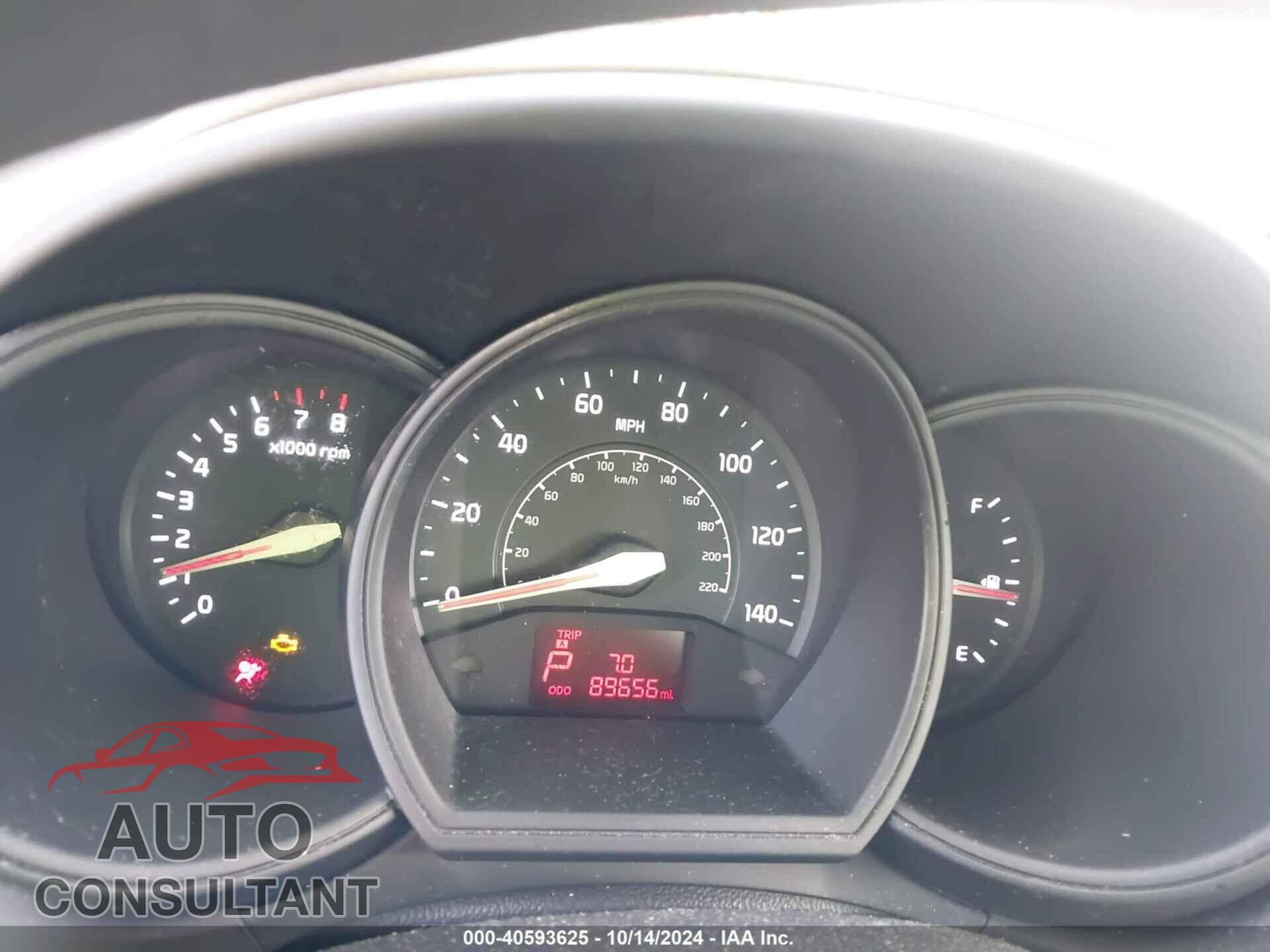 KIA RIO 2012 - KNADM4A33C6077367