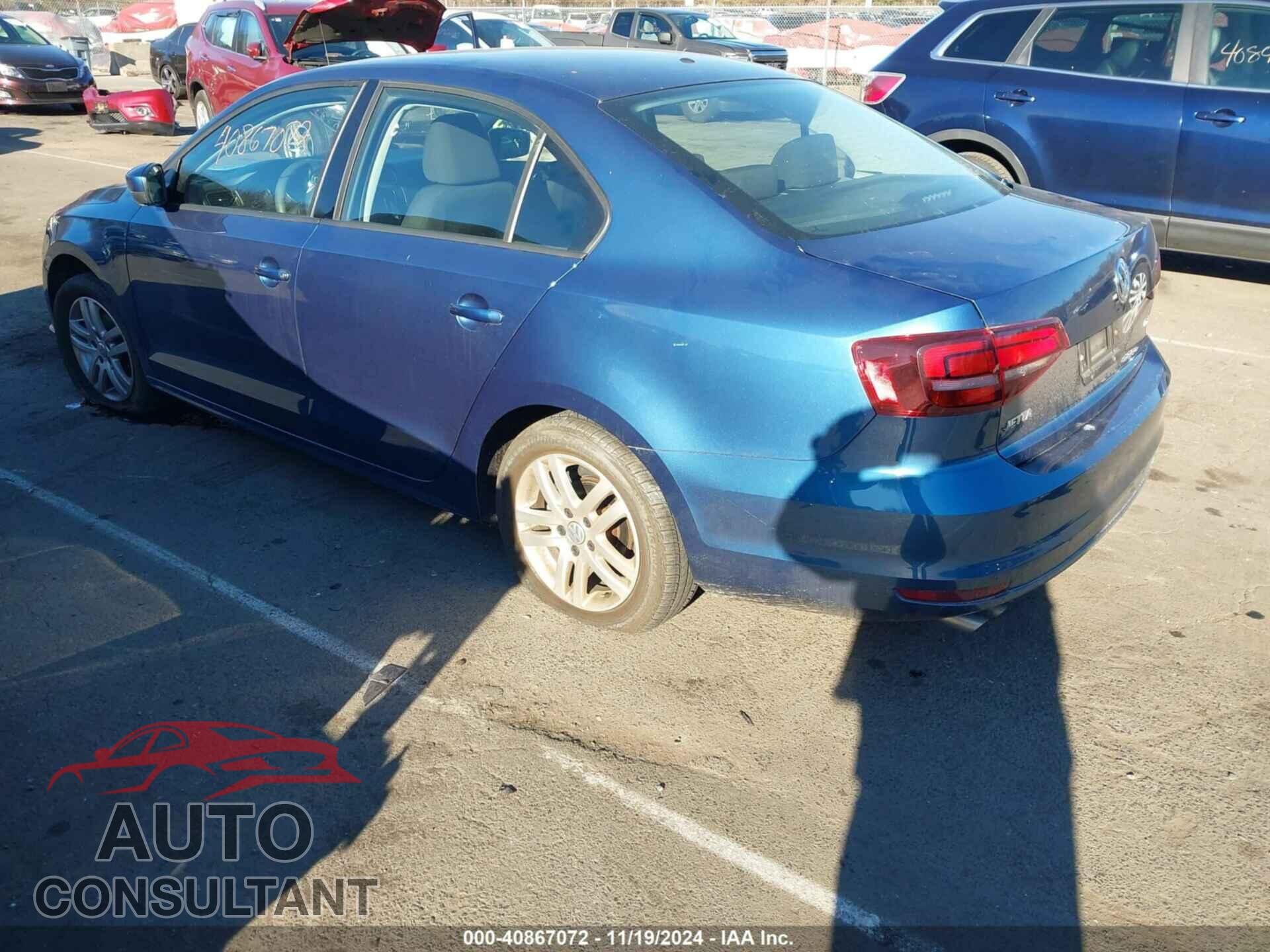 VOLKSWAGEN JETTA 2018 - 3VW2B7AJ7JM247272