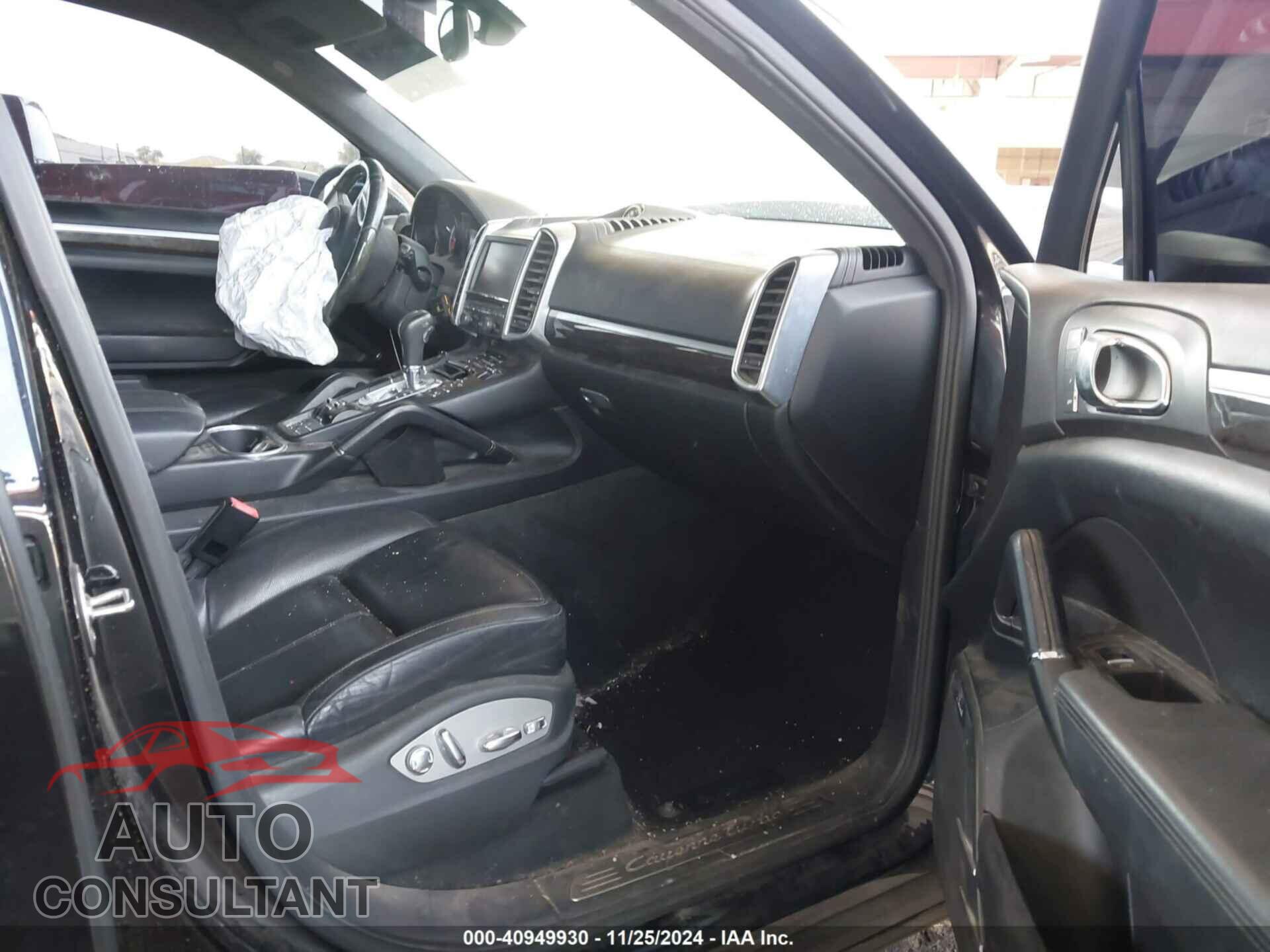 PORSCHE CAYENNE 2011 - WP1AC2A22BLA88234