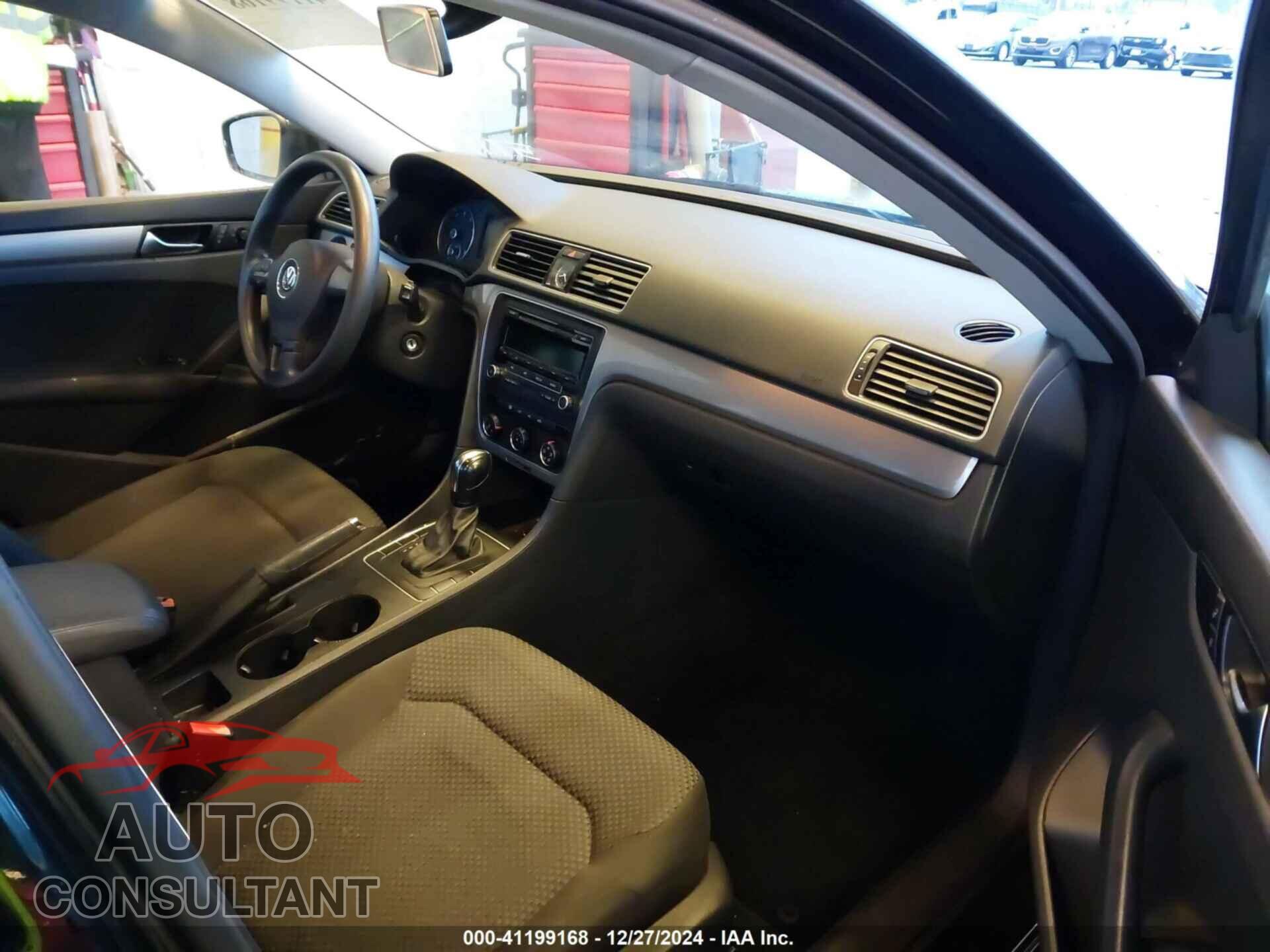 VOLKSWAGEN PASSAT 2014 - 1VWAP7A3XEC005713