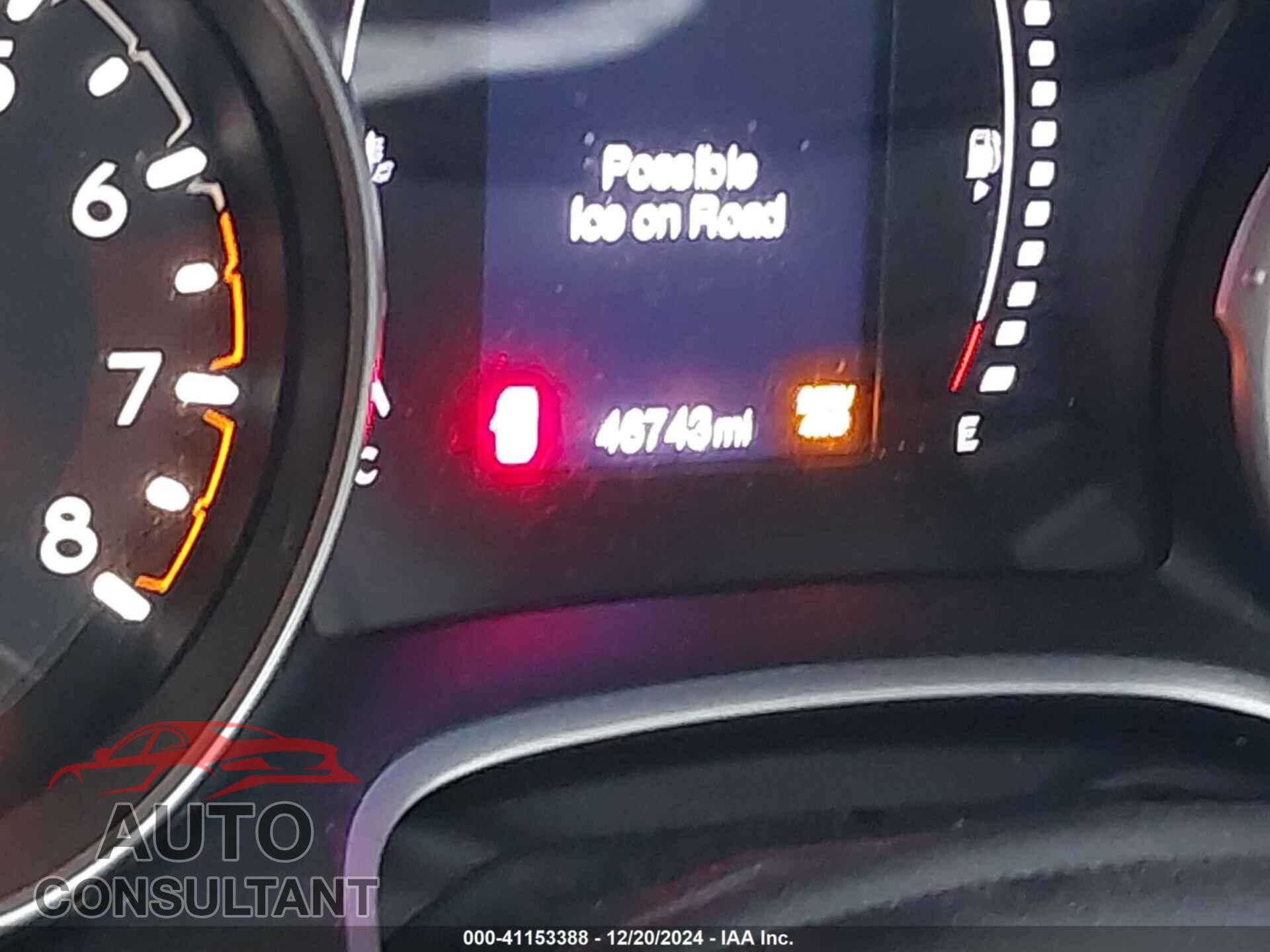 JEEP COMPASS 2018 - 3C4NJDBB4JT265937