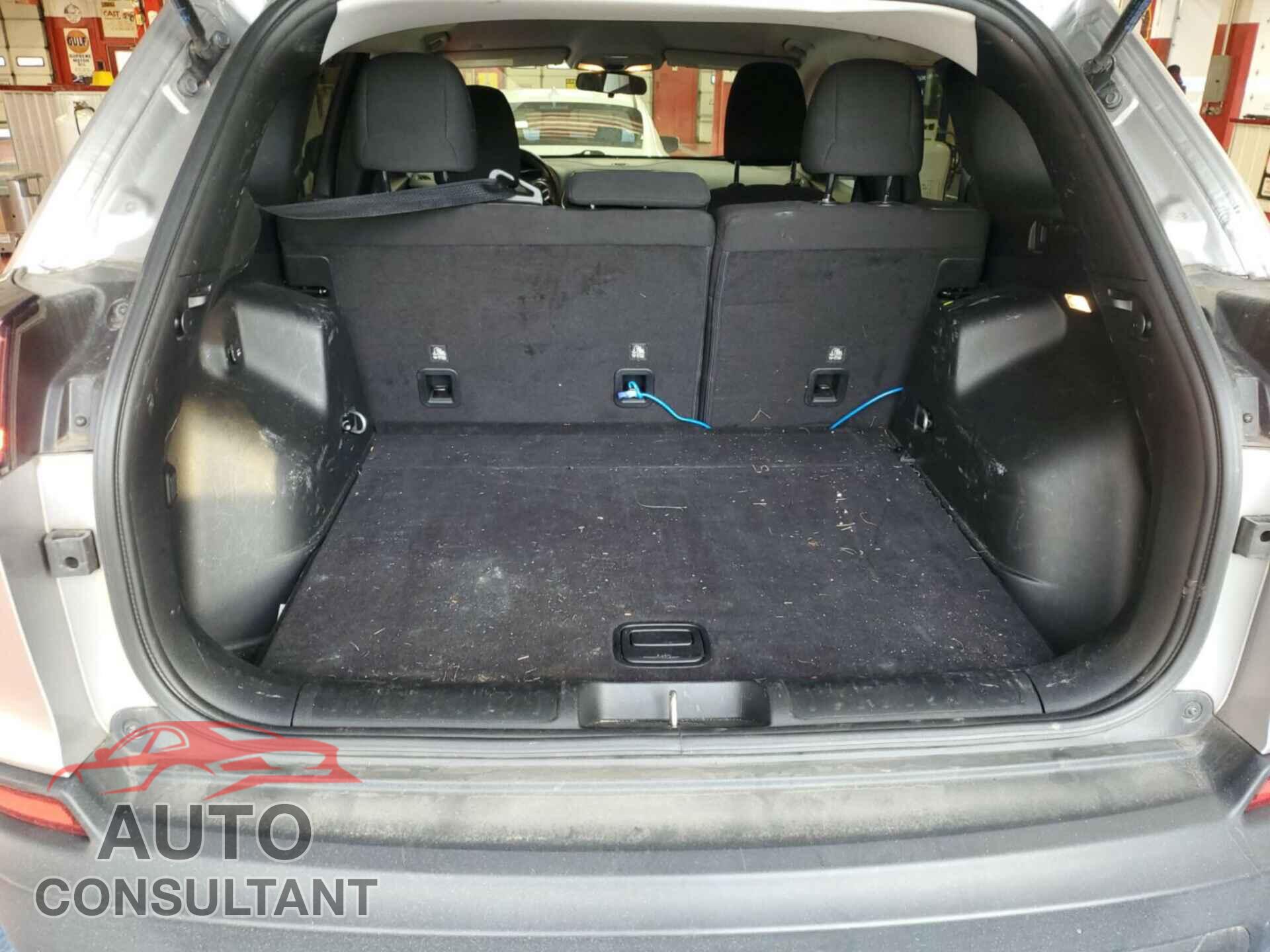 JEEP CHEROKEE 2020 - 1C4PJMCB9LD502017